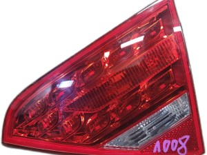 AUDI A5 08-011 8T0945094A PRAVE ZADNE SVETLO V KAPOTE AUDI A5 08-011 8T0945094A PRAVE ZADNE SVETLO V KAPOTE