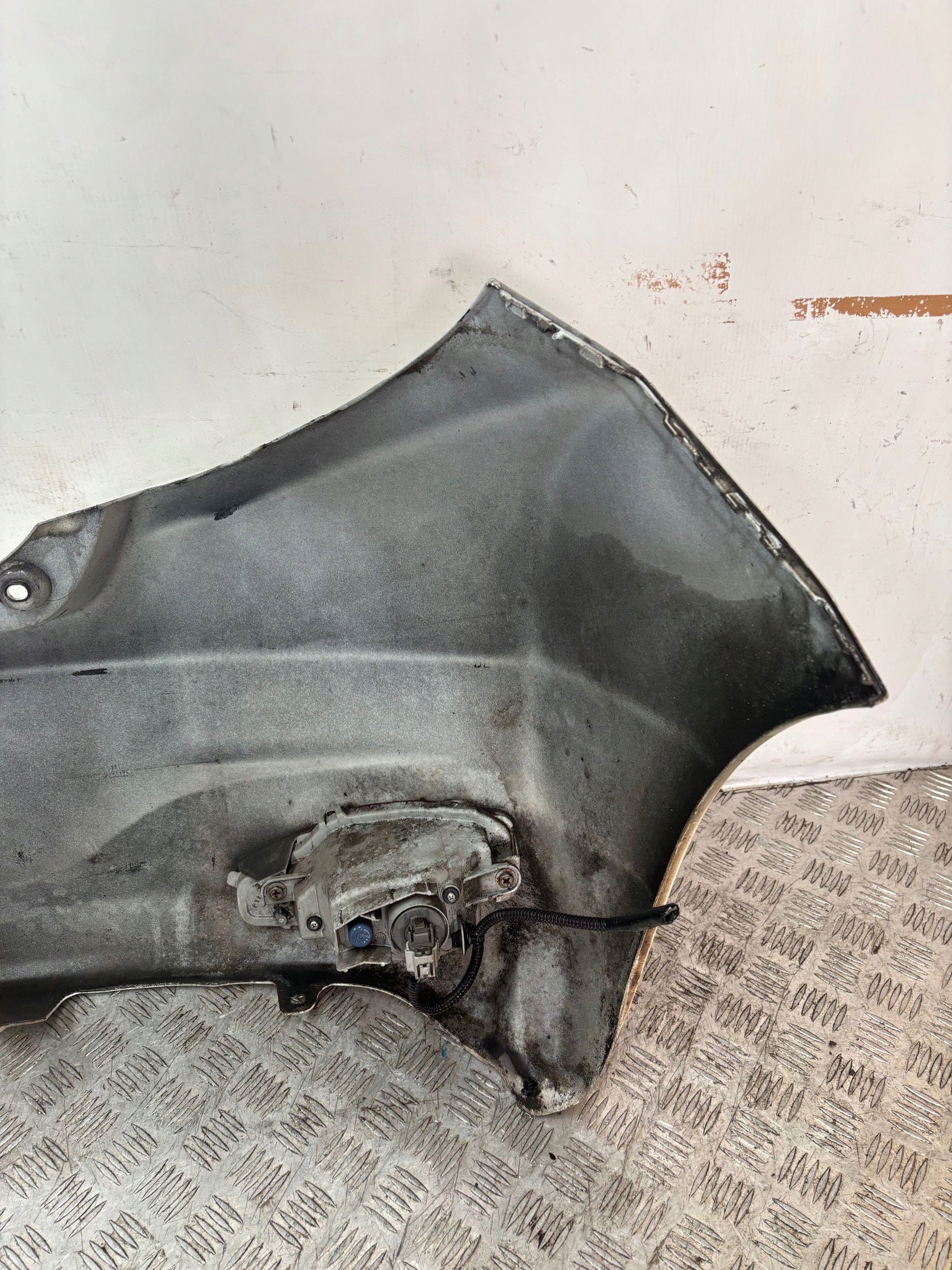 ZADNÝ NÁRAZNÍK TOYOTA YARIS III 3 11-