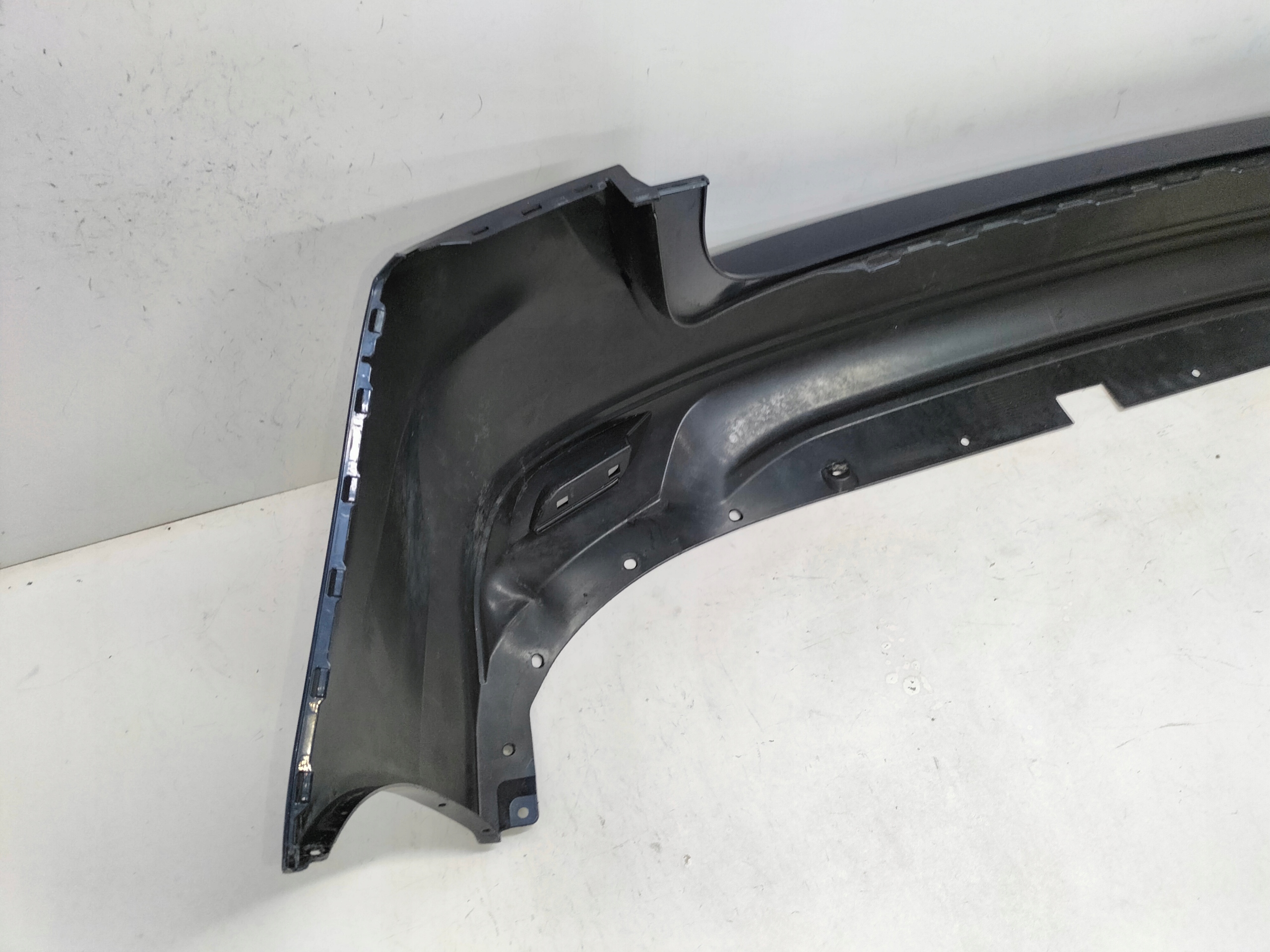 ZADNÝ NÁRAZNÍK SUBARU IMPREZA LIFT 16-