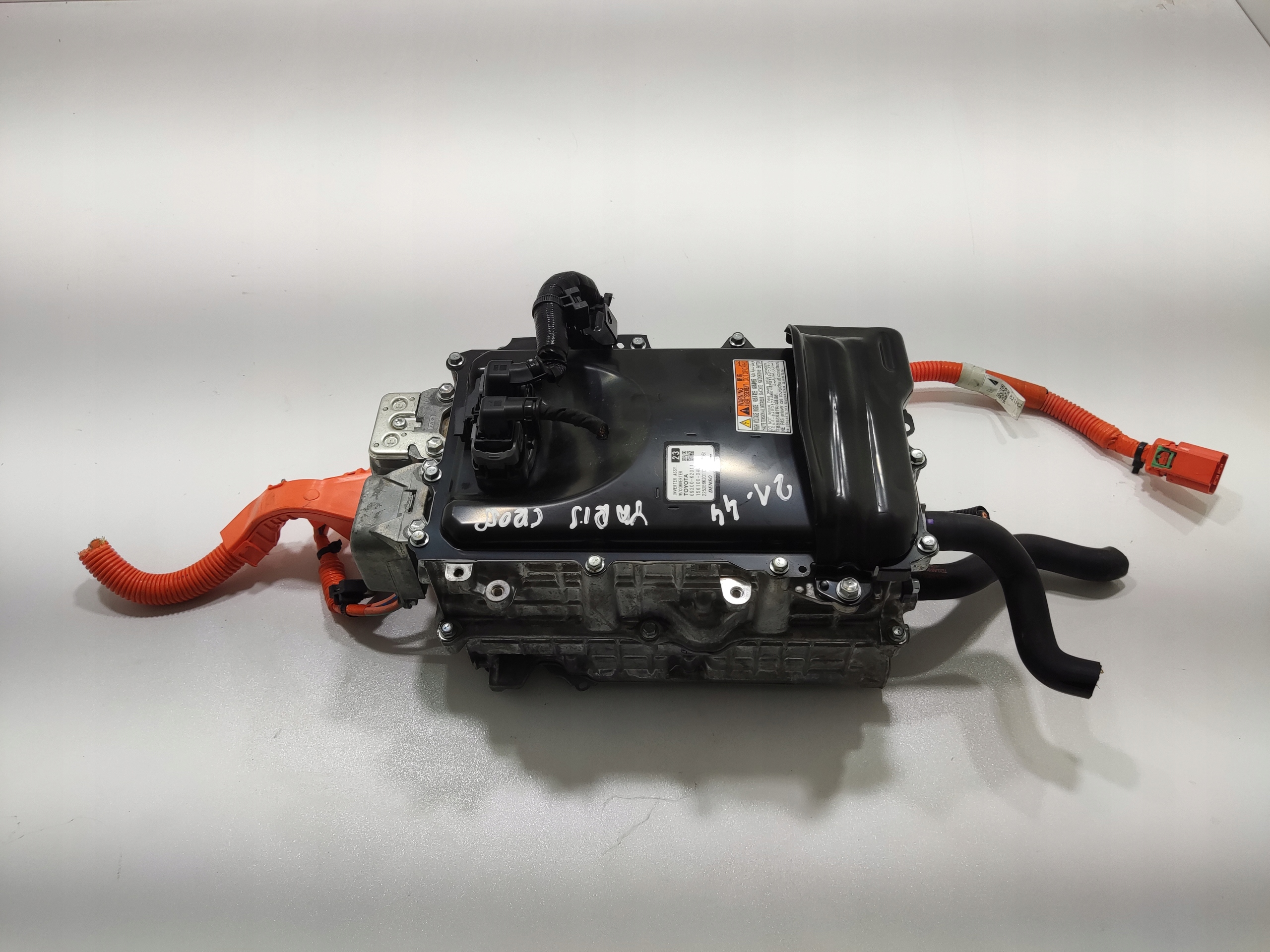 INVERTOR KONVERTOR TOYOTA YARIS CROSS 1.5 HYBRID 2020-2025 G9200-K2011