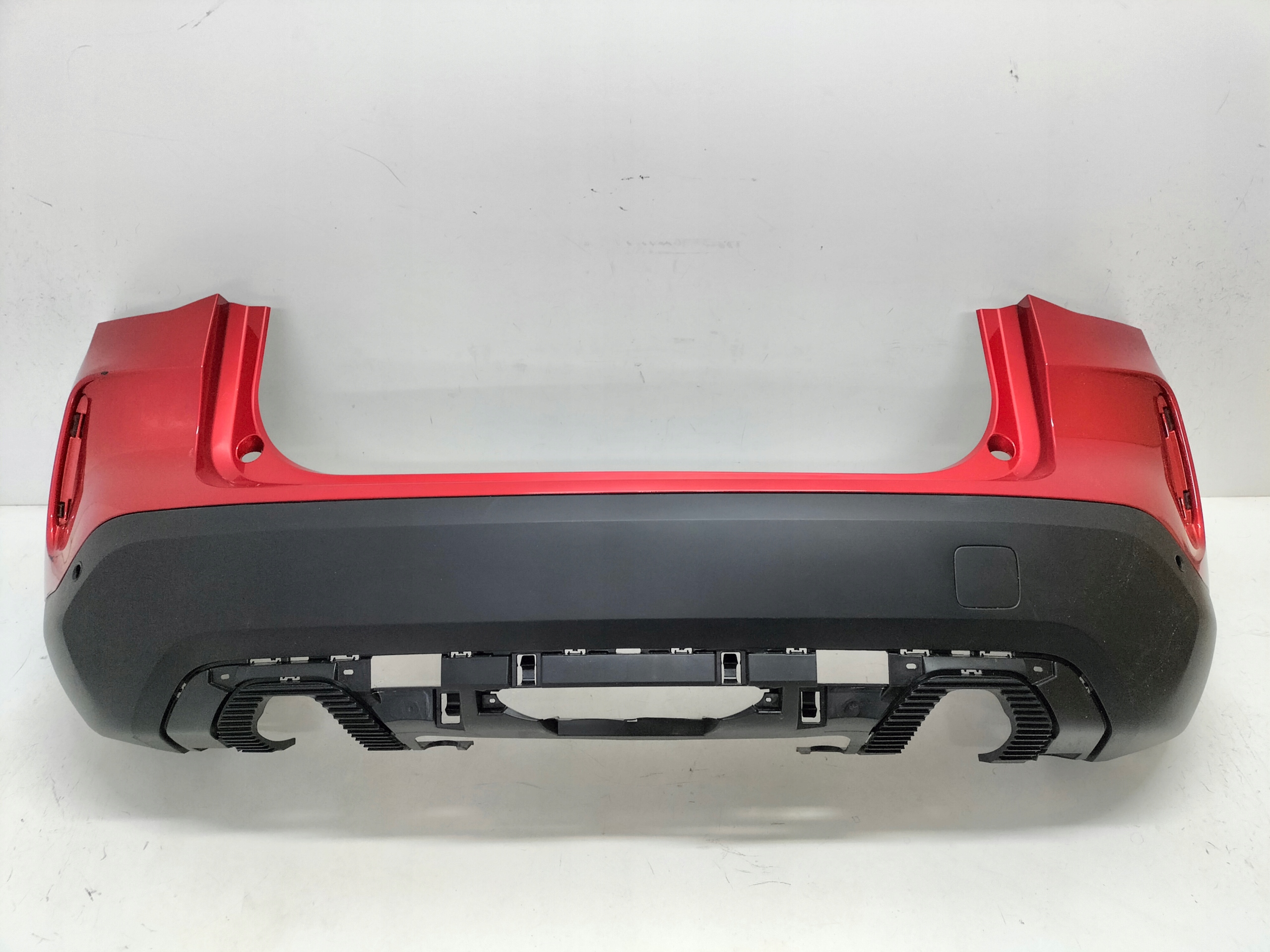 ZADNÝ NÁRAZNÍK CITROEN C4 III 20-
