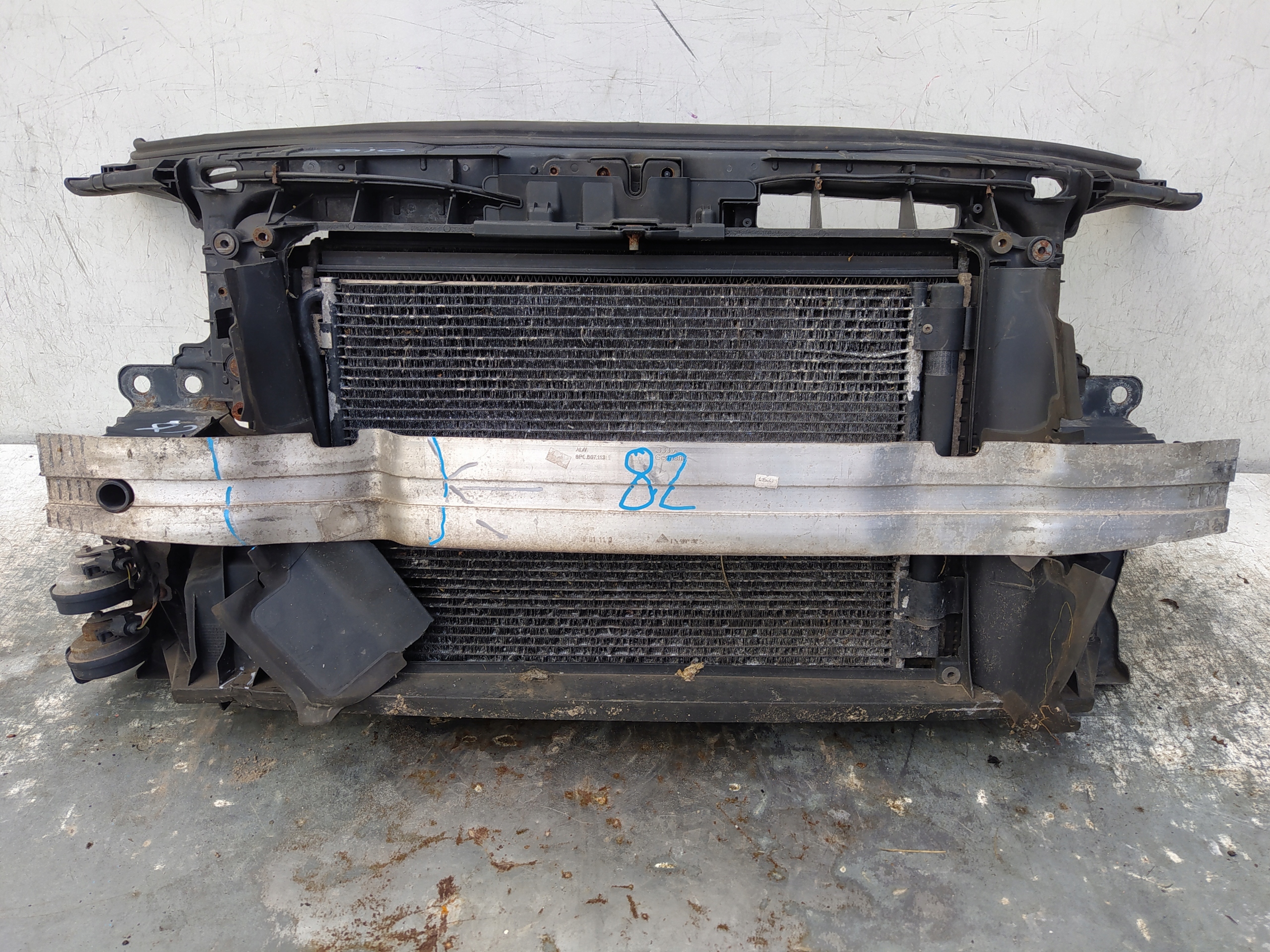 AUDI A3 8P LIFT 08- 2.0 TDI PREDNÉ ČELO
