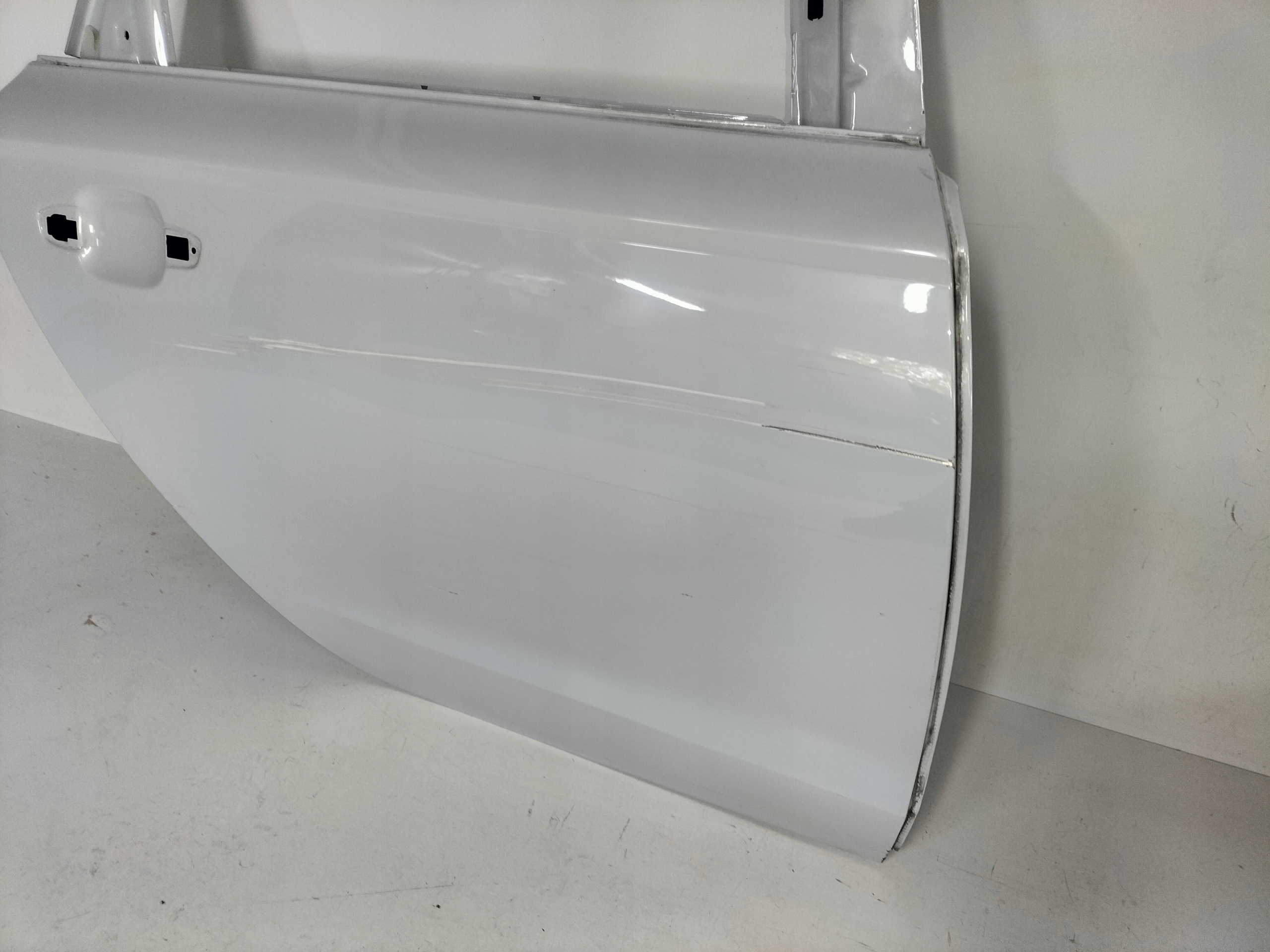 PRAVE ZADNE DVERE AUDI A6 C7 4G0 11- KOMBI