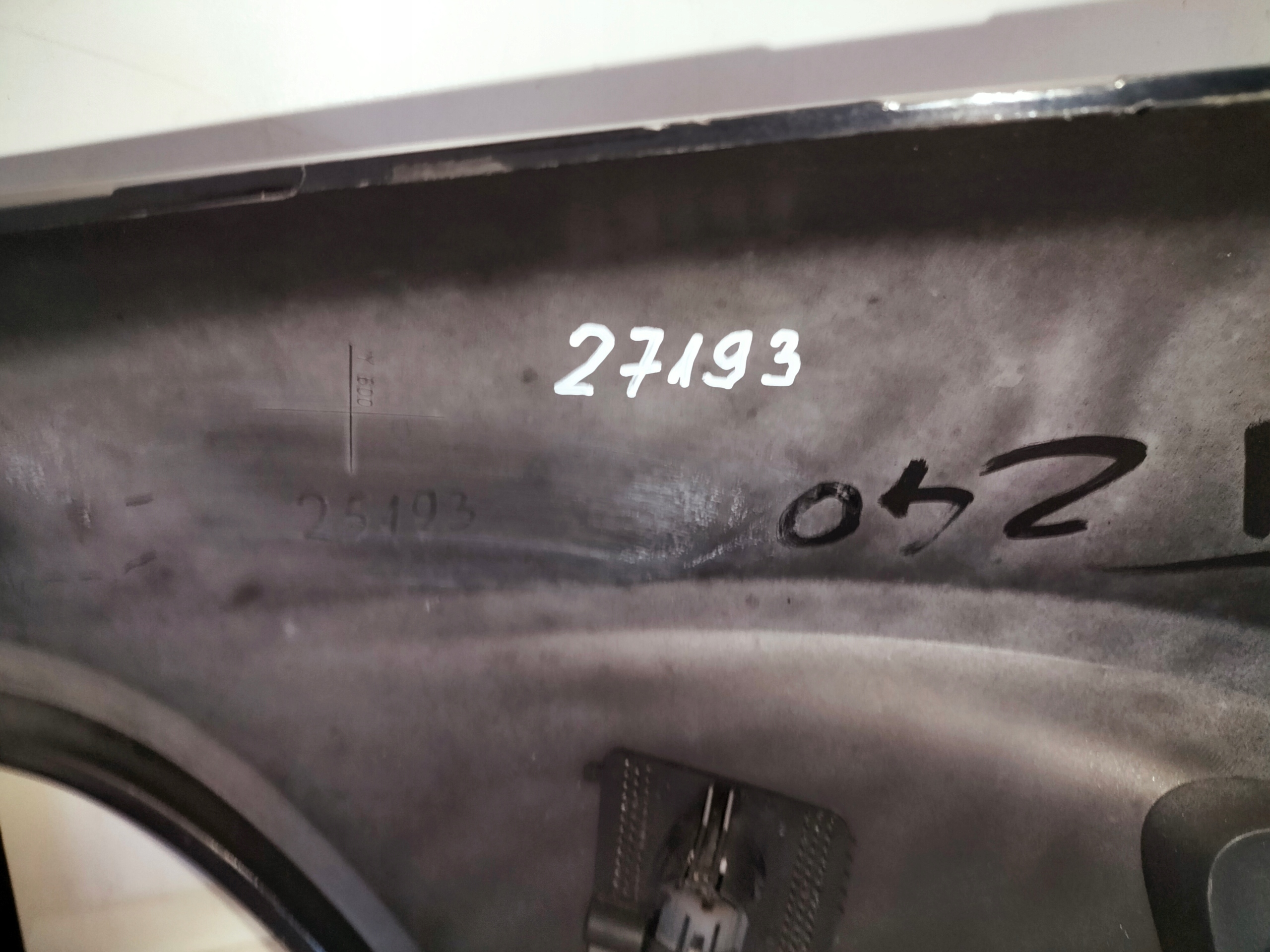 PREDNÝ NÁRAZNÍK MERCEDES A KLASA W176 LIFT 15-