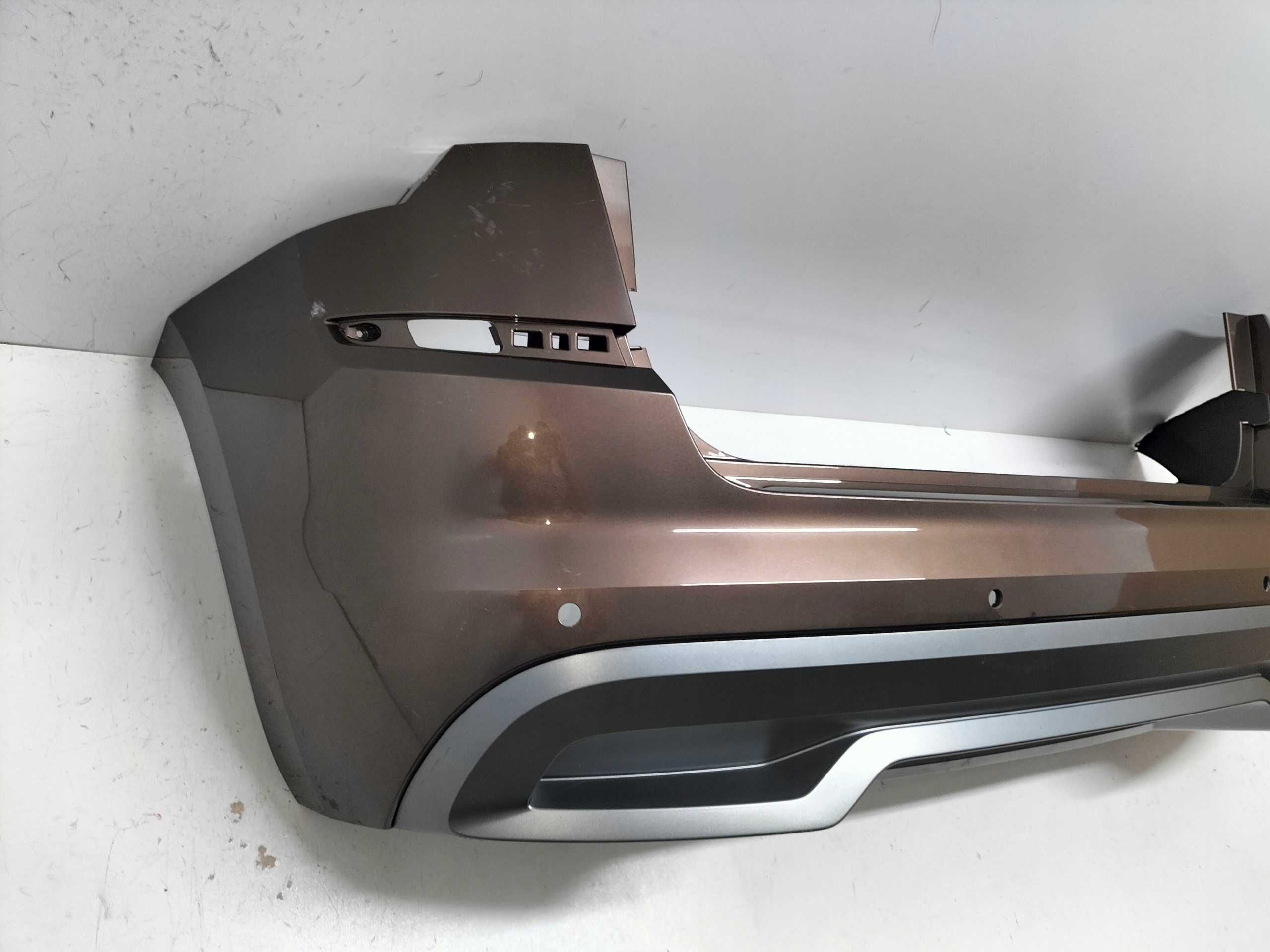 ZADNÝ NÁRAZNÍK SKODA KAMIQ 19-