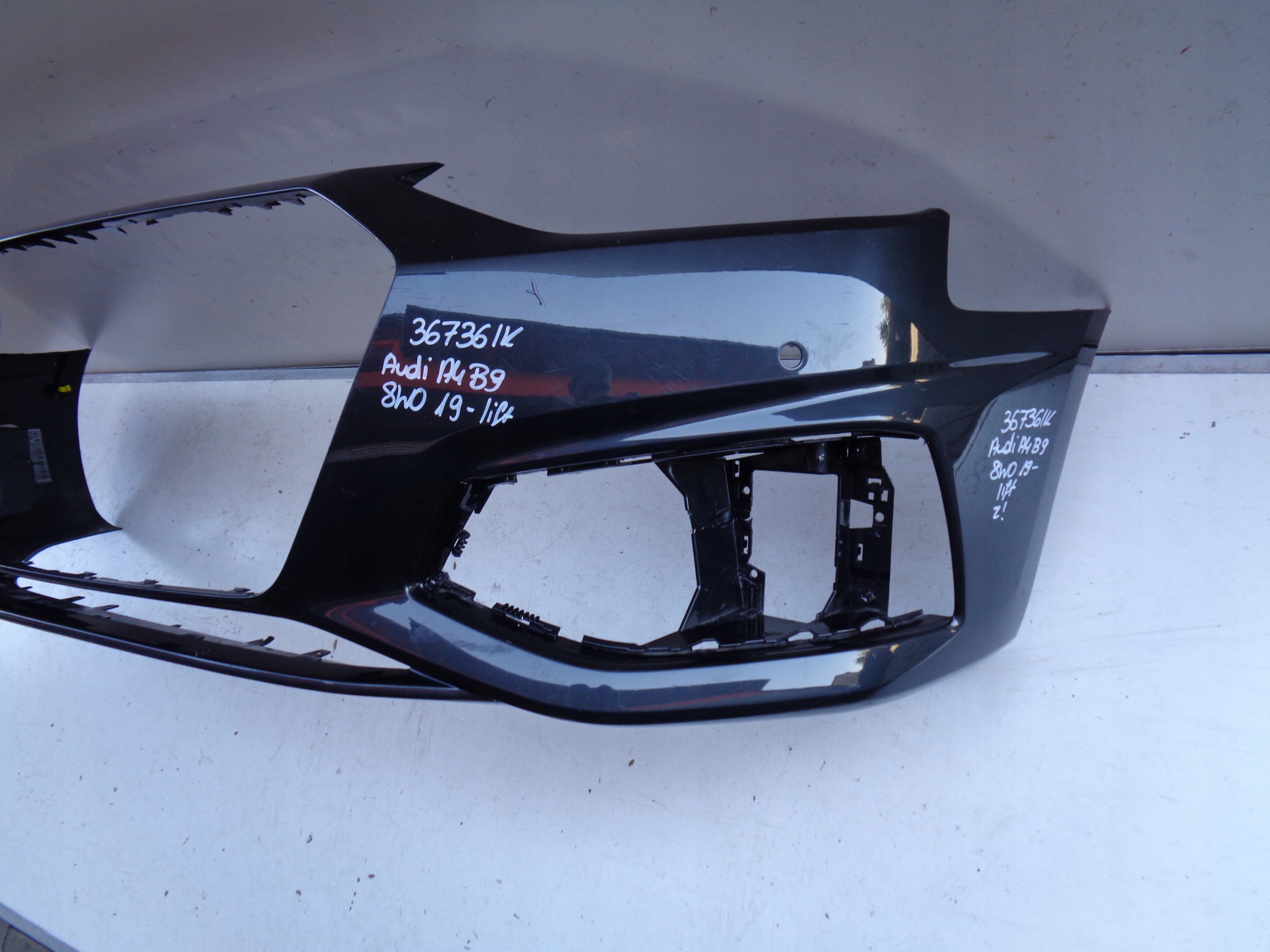 PREDNÝ NÁRAZNÍK AUDI A4 B9 8W 8W0 19- LIFT 36736