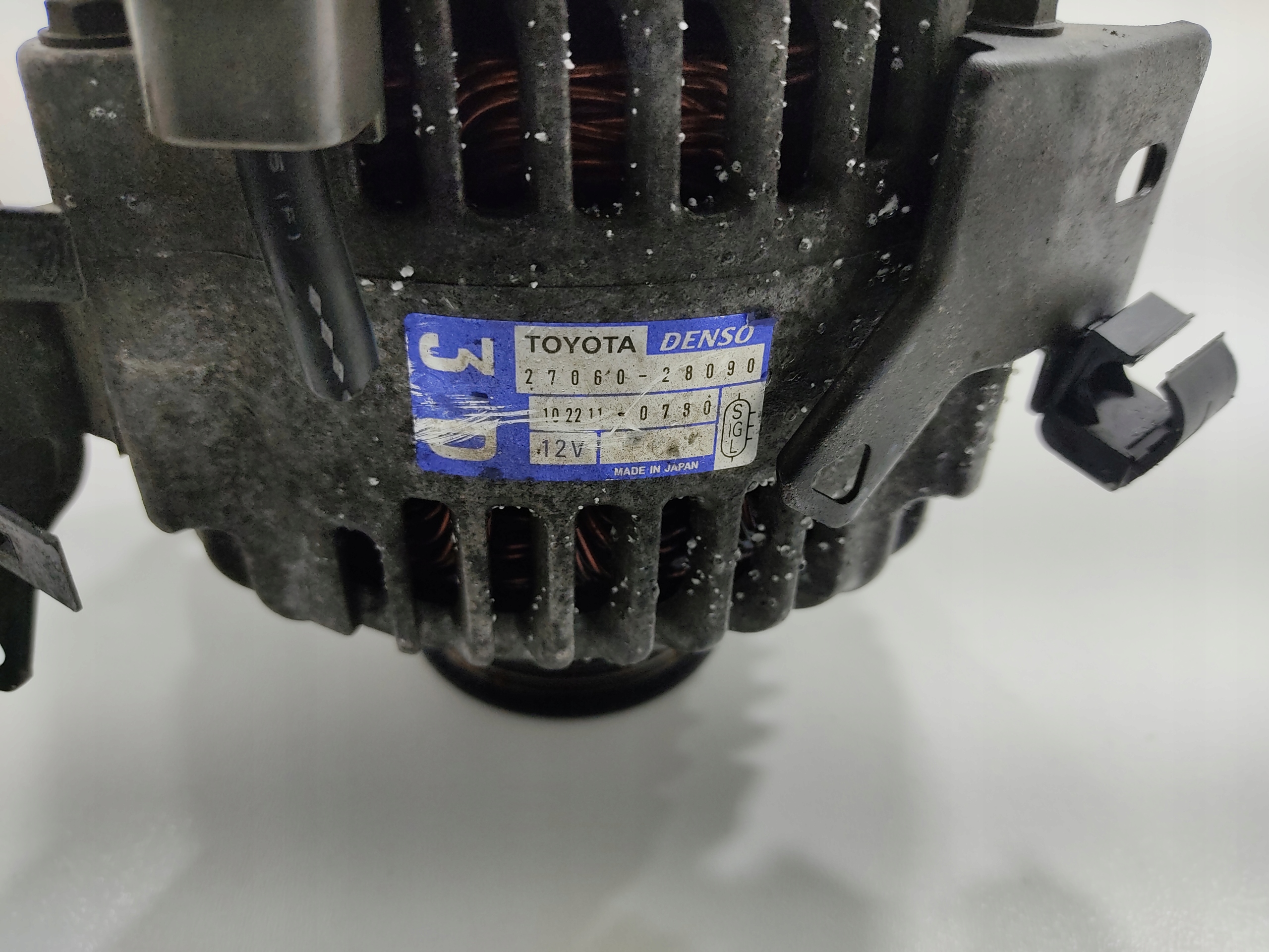 ALTERNÁTOR TOYOTA RAV4 II 2.0 VVTI 27060-28090 2001-2005