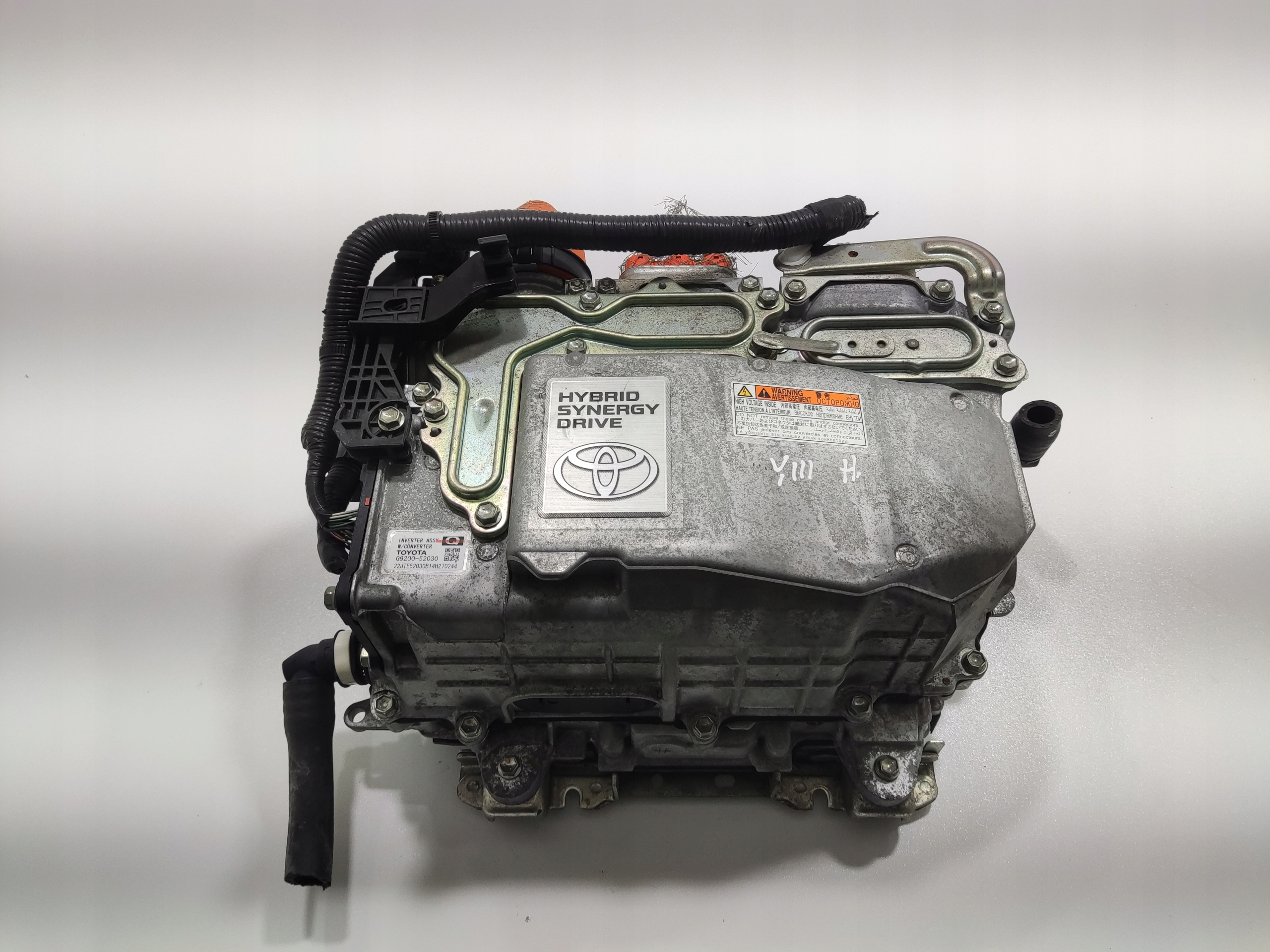 INVERTOR KONVERTOR TOYOTA YARIS III 1.5 HYBRID 2014-2017 LIFT G9200-52030