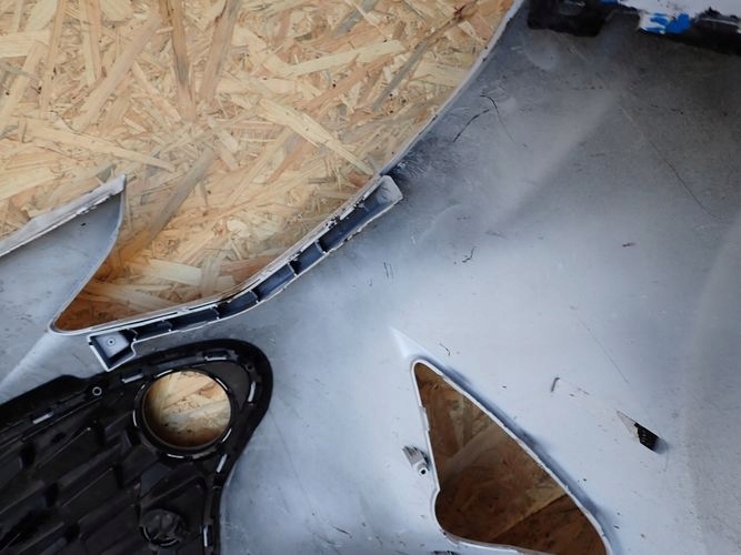 HYUNDAI I10 III 20- PREDNÝ NÁRAZNÍK