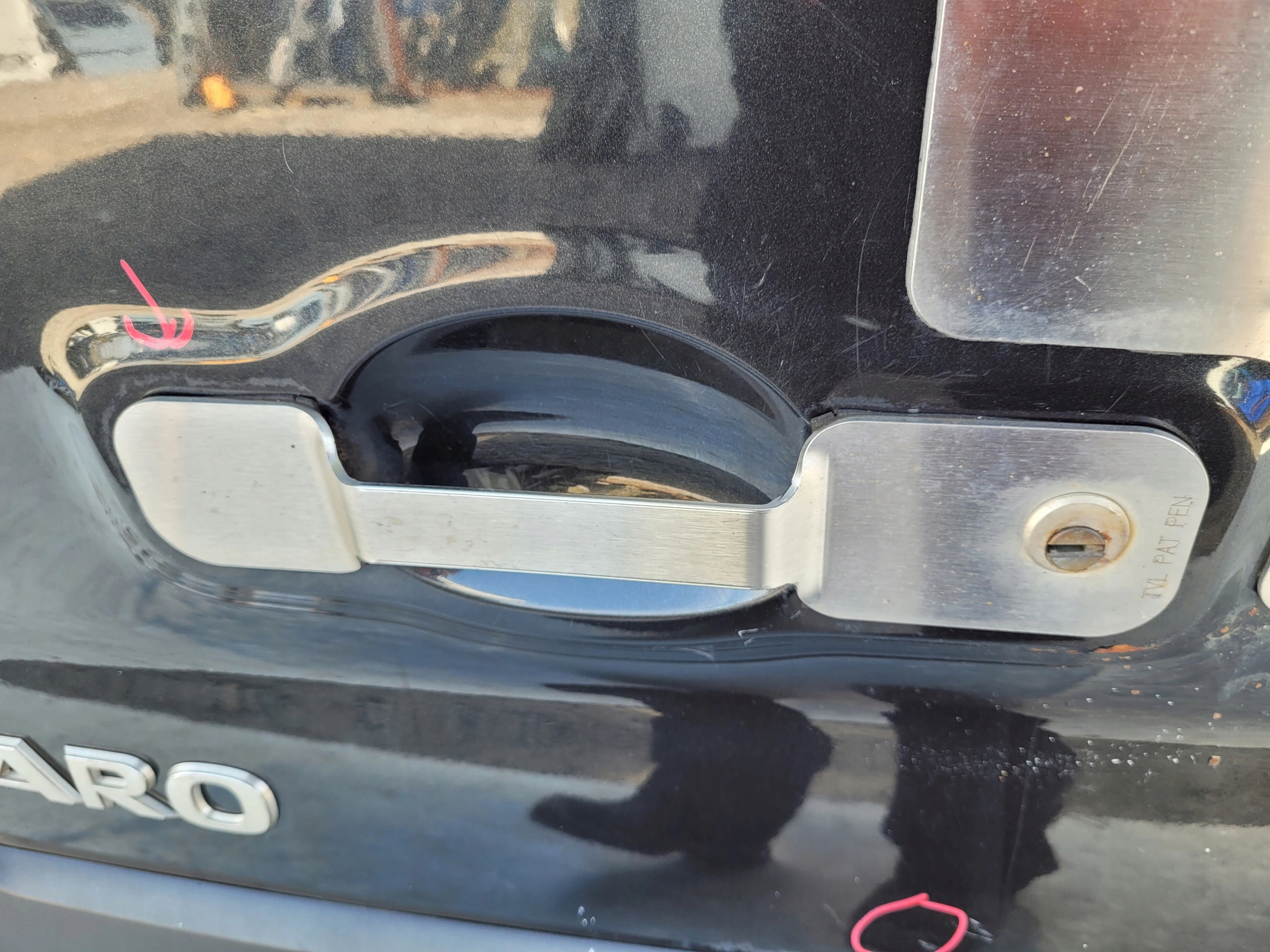 RENAULT TRAFIC III VIVARO LAVE ZADNE DVERE