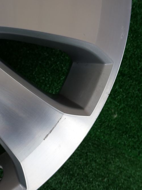 OPEL INSIGNIA 8,5Jx19 ET45 5×120 HLINIKOVY DISK ELEKTRON