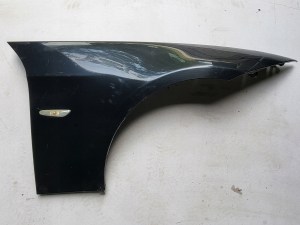 PRAVY PREDNY BLATNIK BMW 3 E90 E91 05-12 PRAVY PREDNY BLATNIK BMW 3 E90 E91 05-12