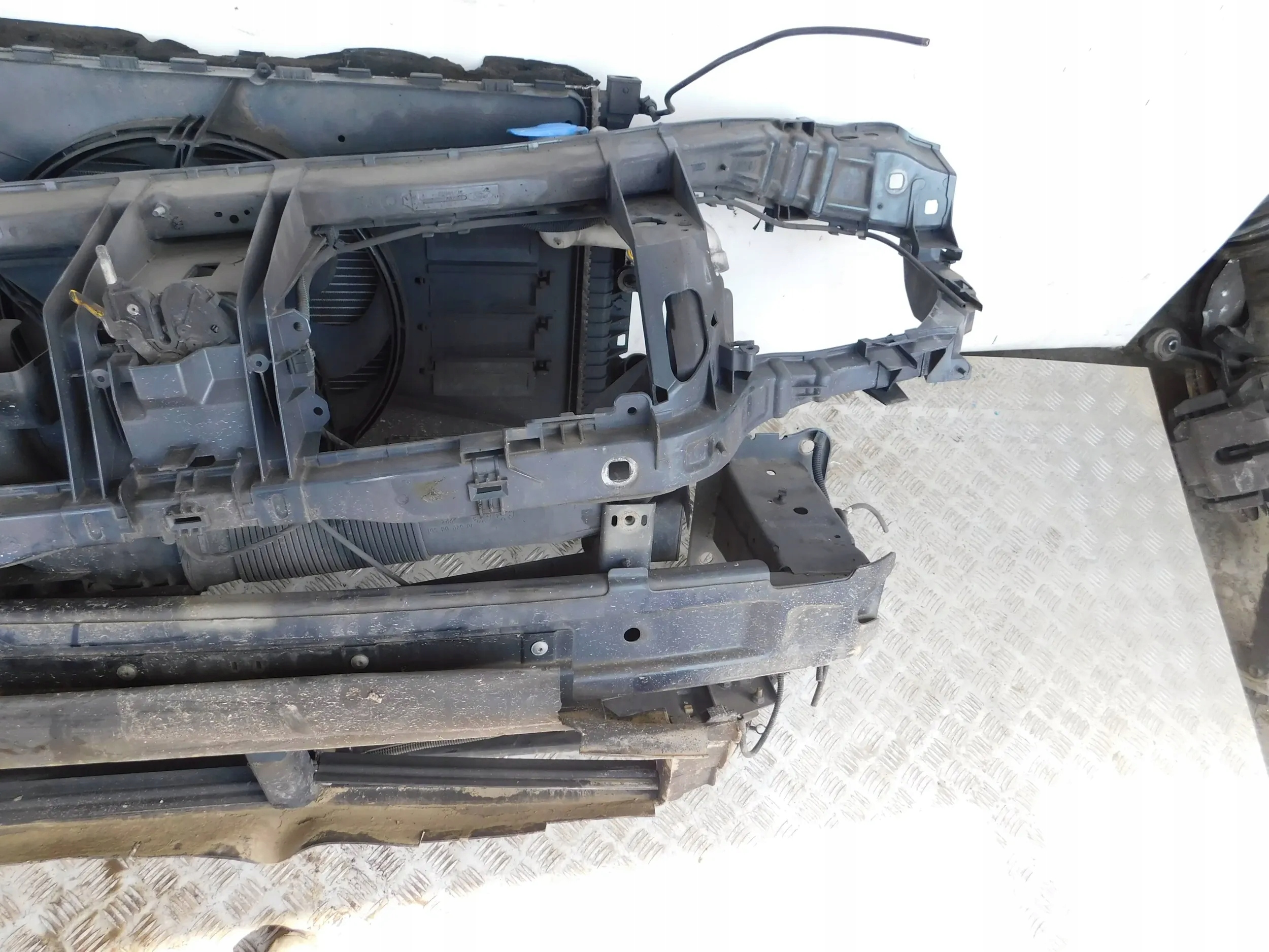 PREDNÉ ČELO VÝSTUHA CHLADIČE FORD S MAX 2.0 TDCI LIFT