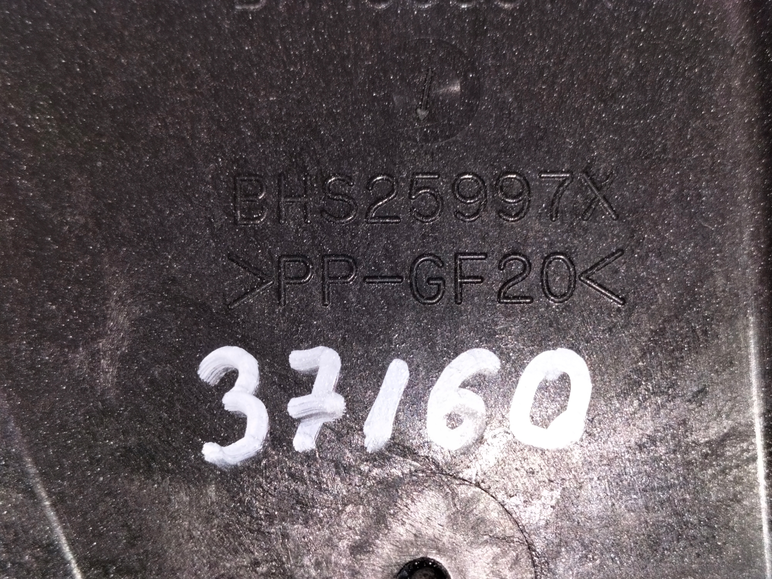 KRYT SŤAHOVANIA DVERE PREDNÝ LAVA MAZDA 3 BM 13-