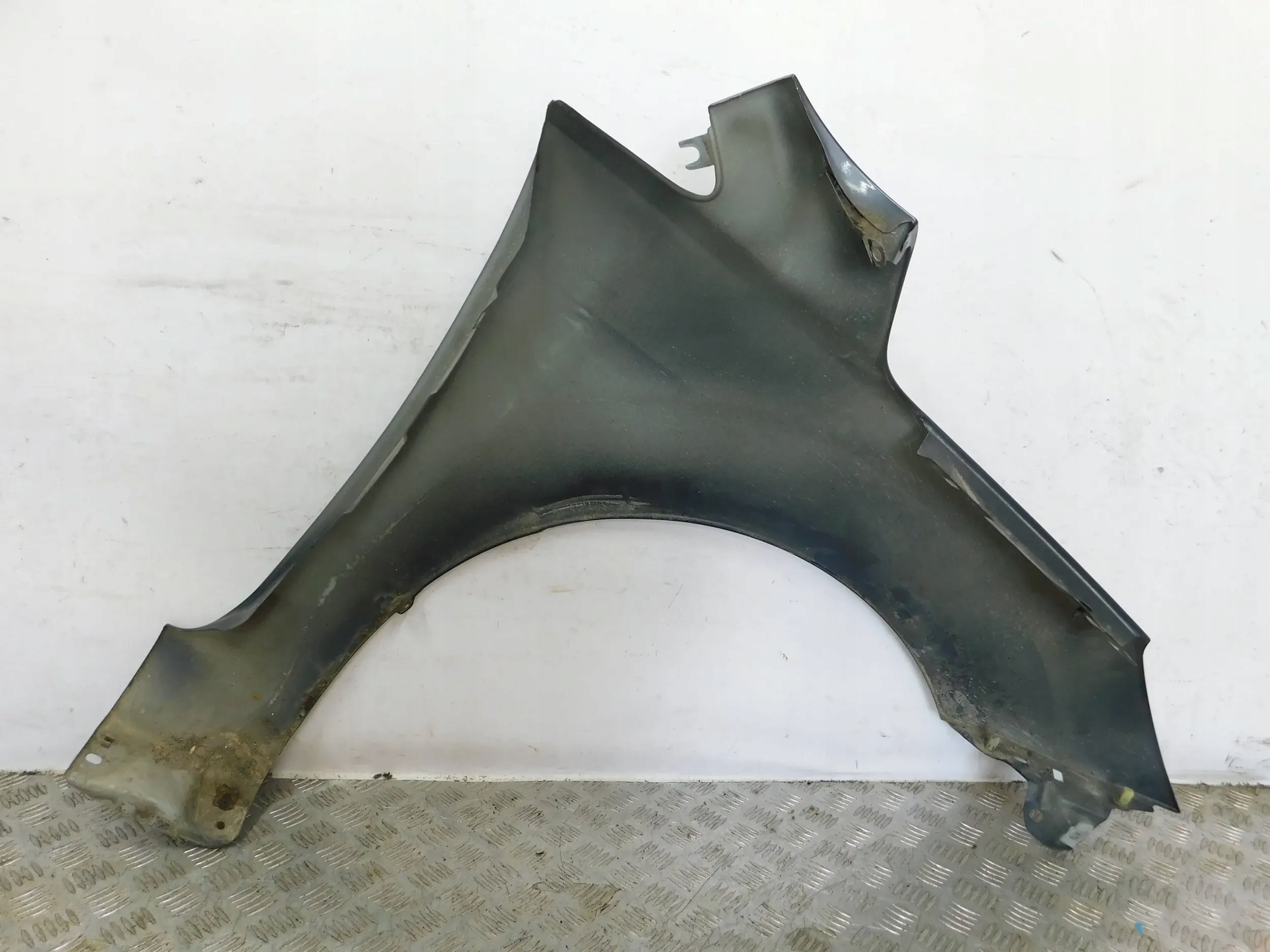 BLATNIK PREDNÝ LAVY FORD FOCUS II 2 LIFT