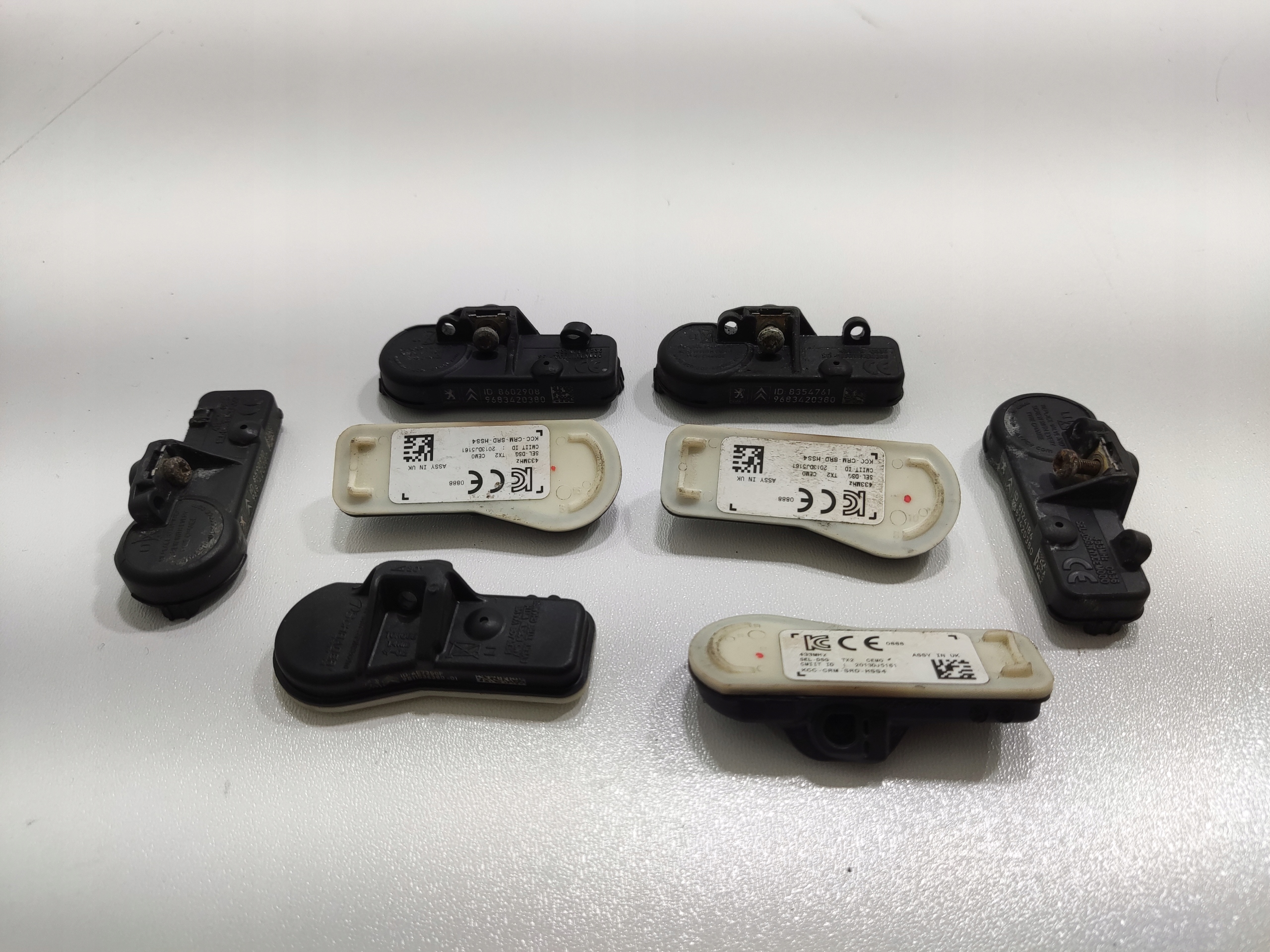 ČIDLO TLAKU PNEUMATIK TPMS PEUGEOT CITROEN 433 MHz 9811536380