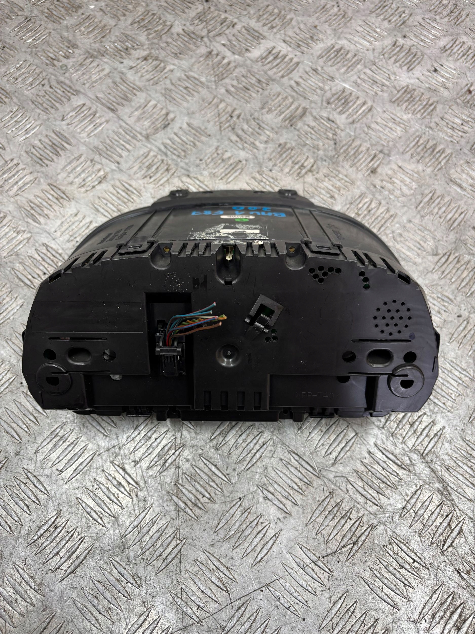 TACHOMETER BUDIKY BMW 1 E87 2.0D