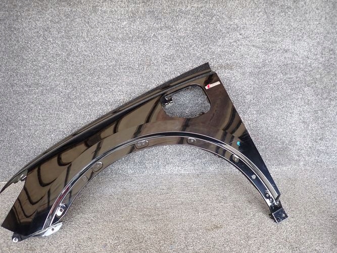 AUDI Q3 83A PLUG IN HYBRID 18- ĽAVÝ PREDNÝ BLATNÍK