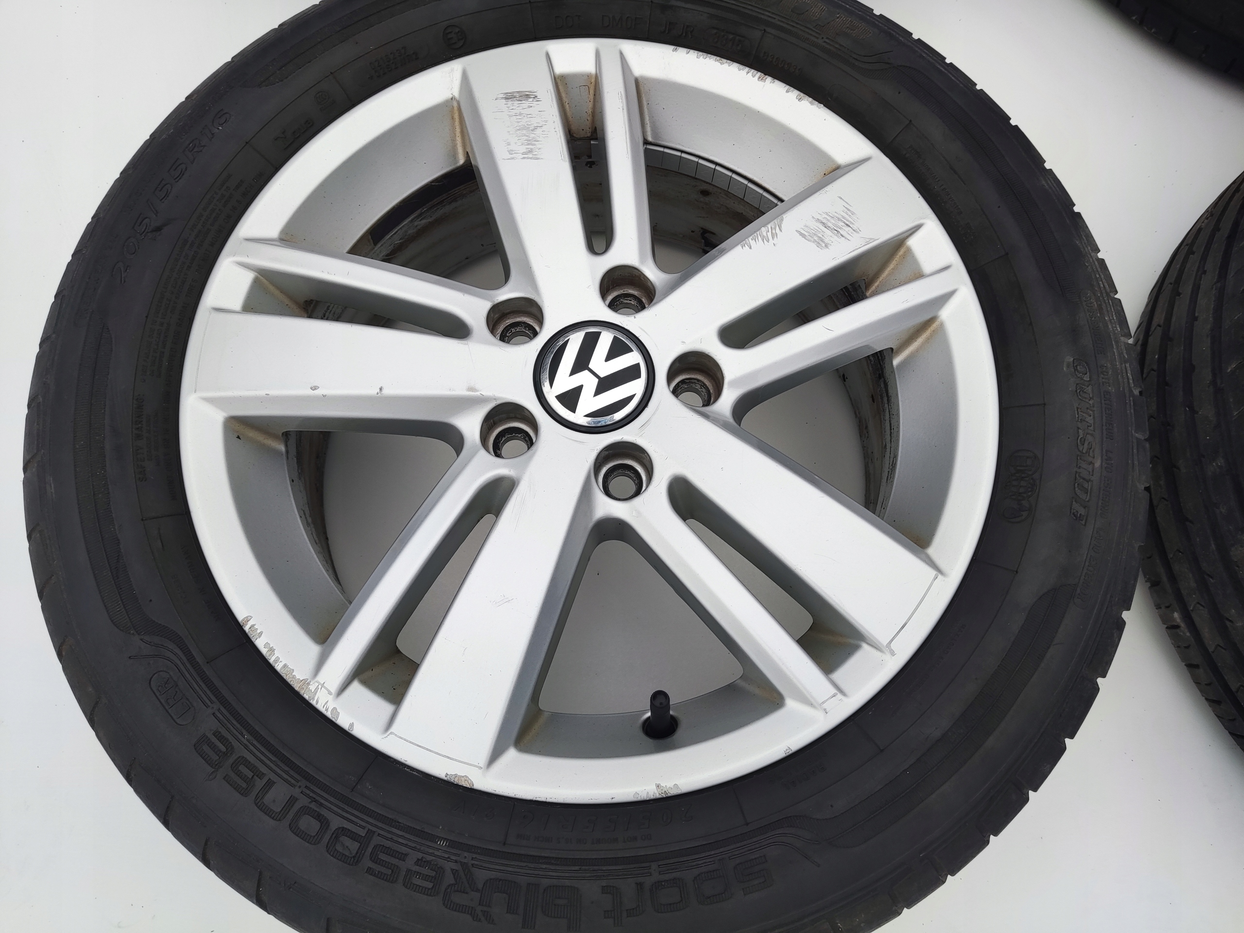 KOLESA HLINIKOVE DISKY ELEKTRONY 16 VOLKSWAGEN JETTA VI 5C 5×112 5C0601025AB
