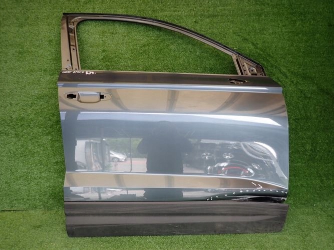 SEAT ATECA 16- PRAVE PREDNE DVERE