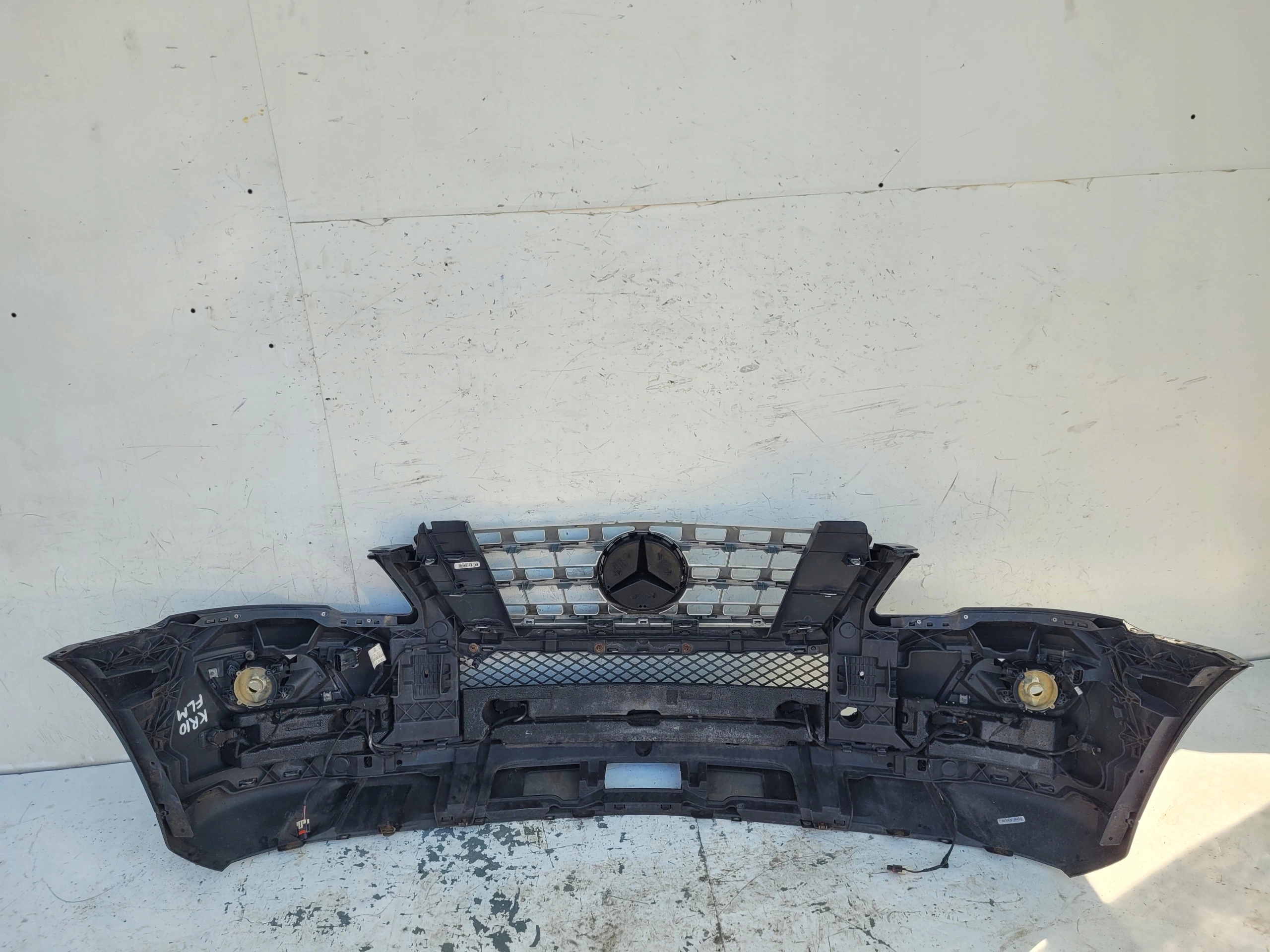 MERCEDES ML W 164 W164 LIFT PREDNÝ NÁRAZNÍK