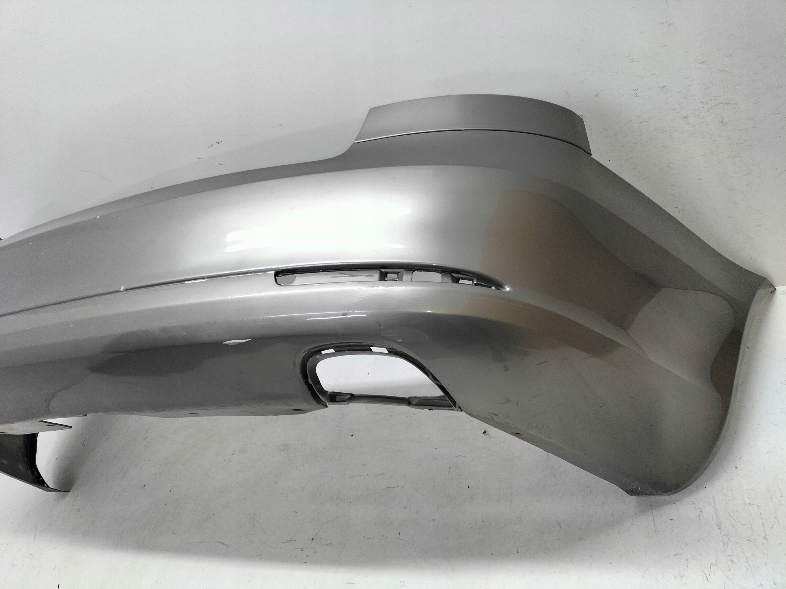 ZADNÝ NÁRAZNÍK SKODA OCTAVIA II LIFT 08-13