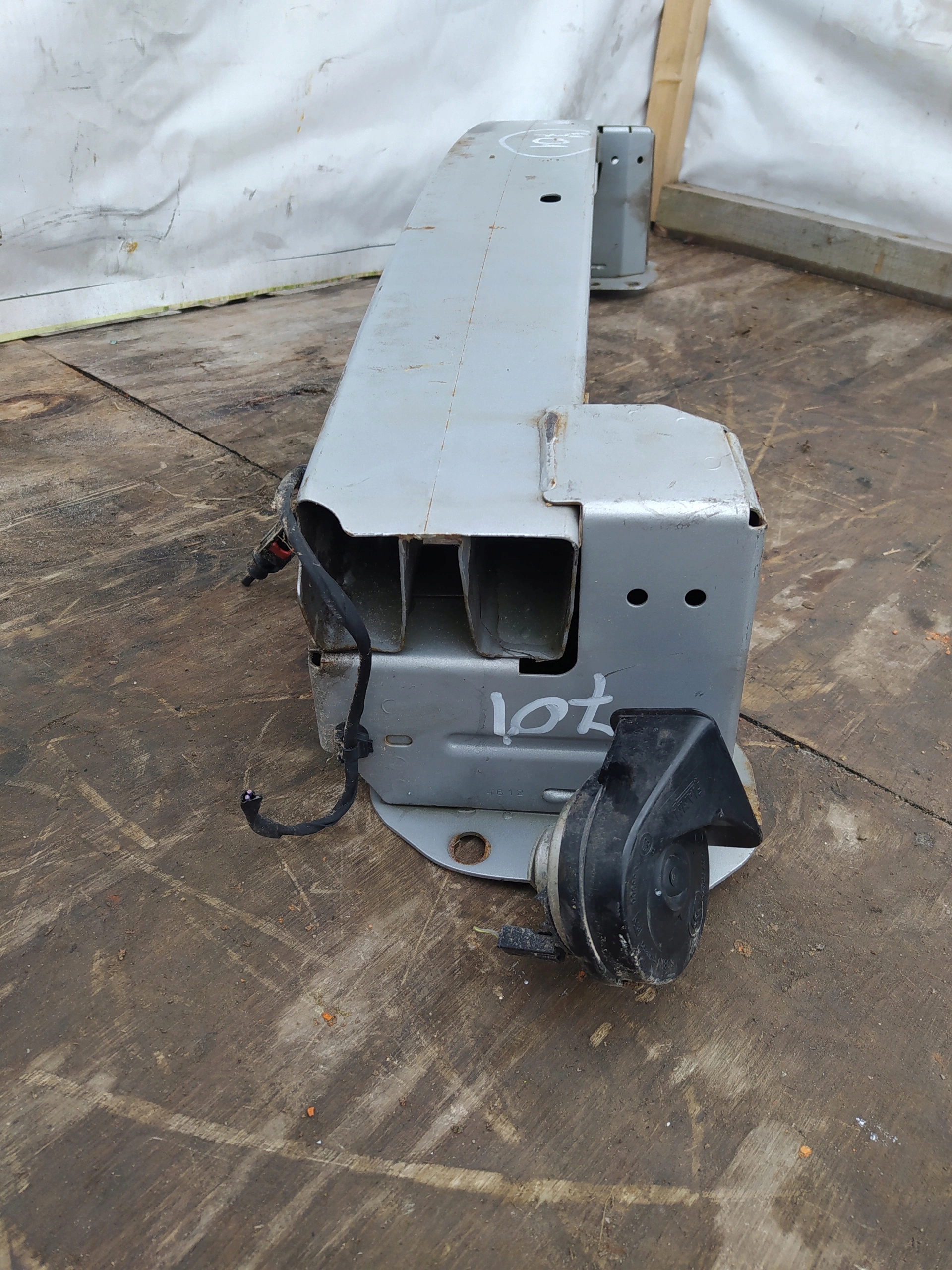 JEEP COMPASS 011- VÝSTUHA PREDNÉHO NÁRAZNÍKA