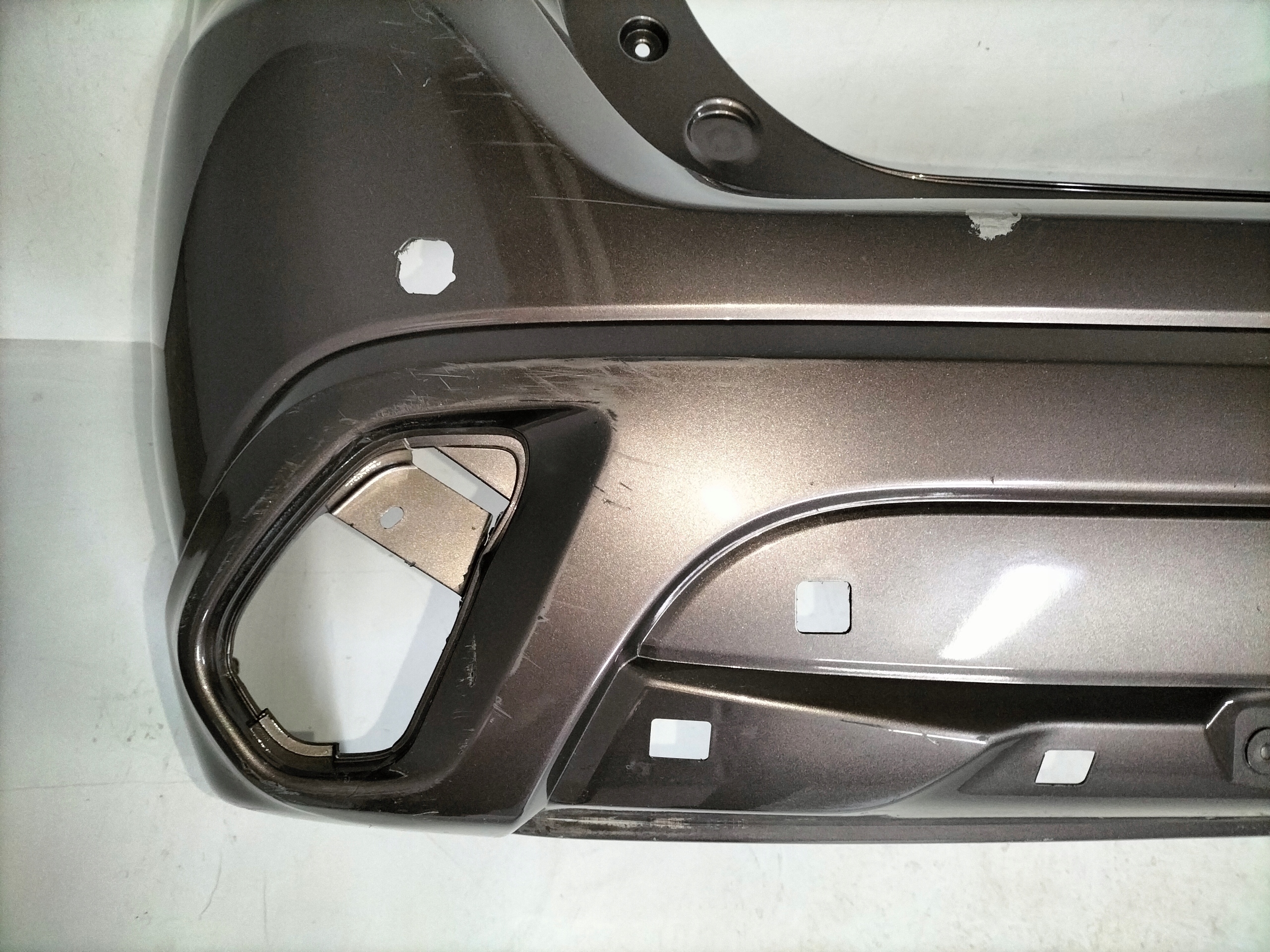 ZADNÝ NÁRAZNÍK MITSUBISHI OUTLANDER III LIFT 15-
