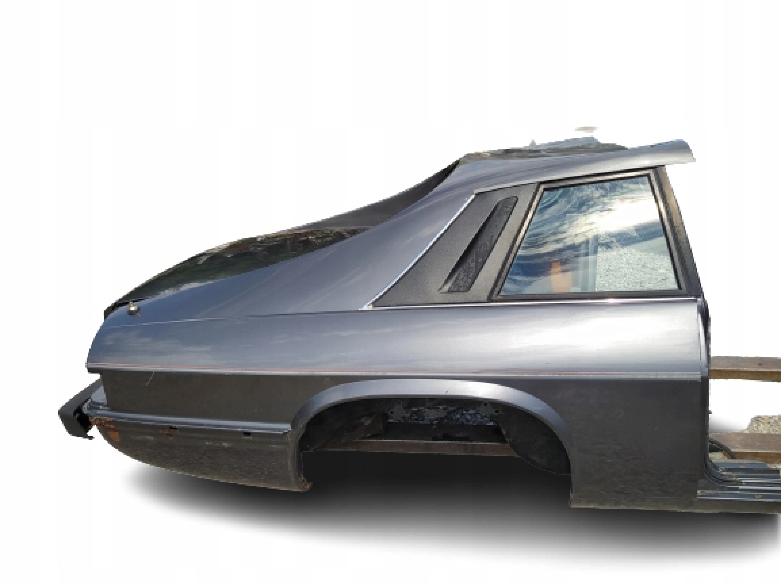 JAGUAR XJS ZADNÁ ŠTVRŤKA