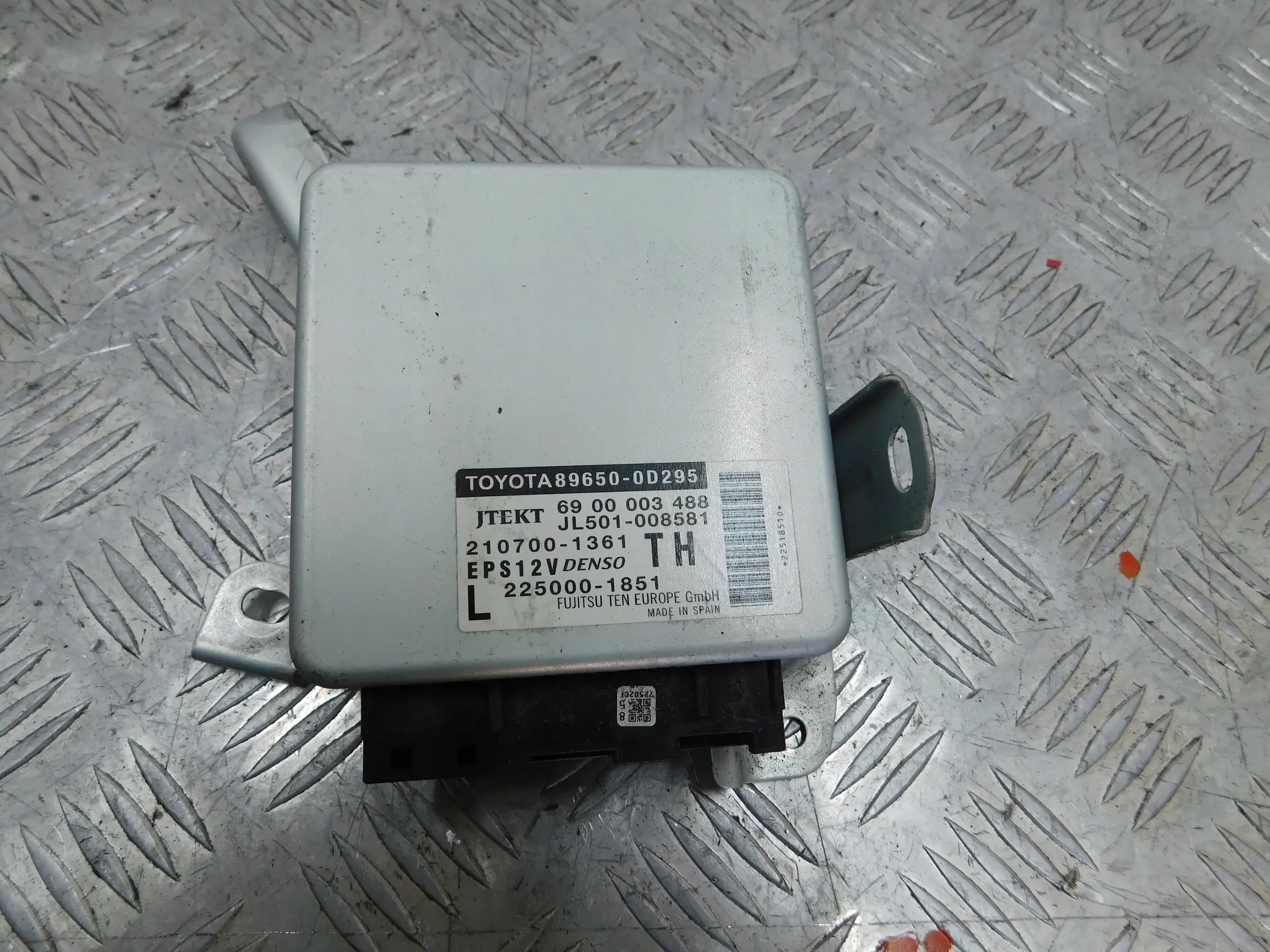 MODUL RIADIACA JEDNOTKA SERVA TOYOTA YARIS III 3 89650-0D295
