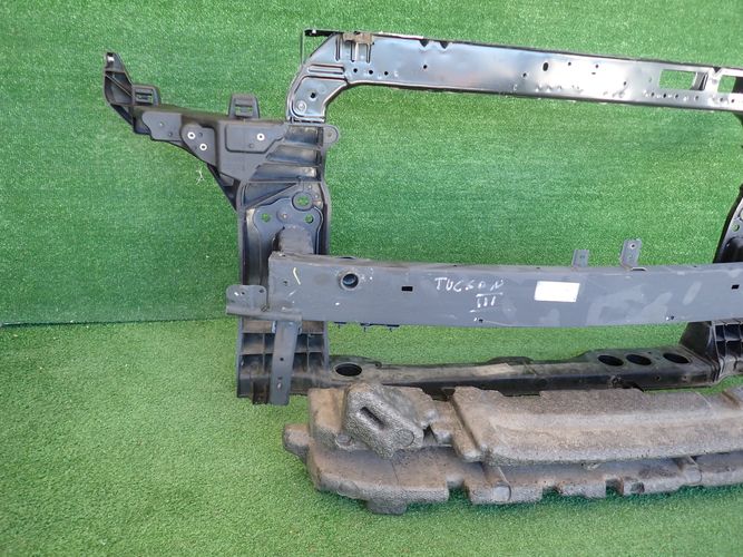 HYUNDAI TUCSON III 15- PREDNÉ PÁS