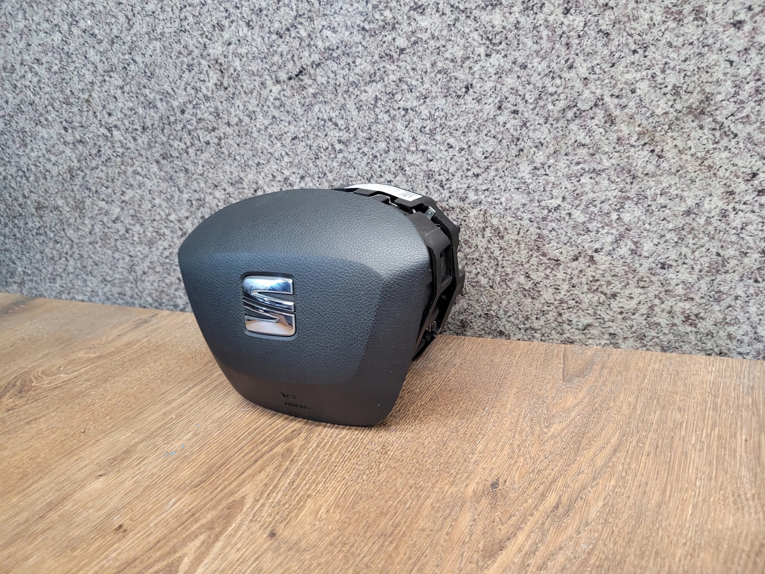 SEAT LEON III 3 VOLANTOVY AIRBAG 5F0880201H