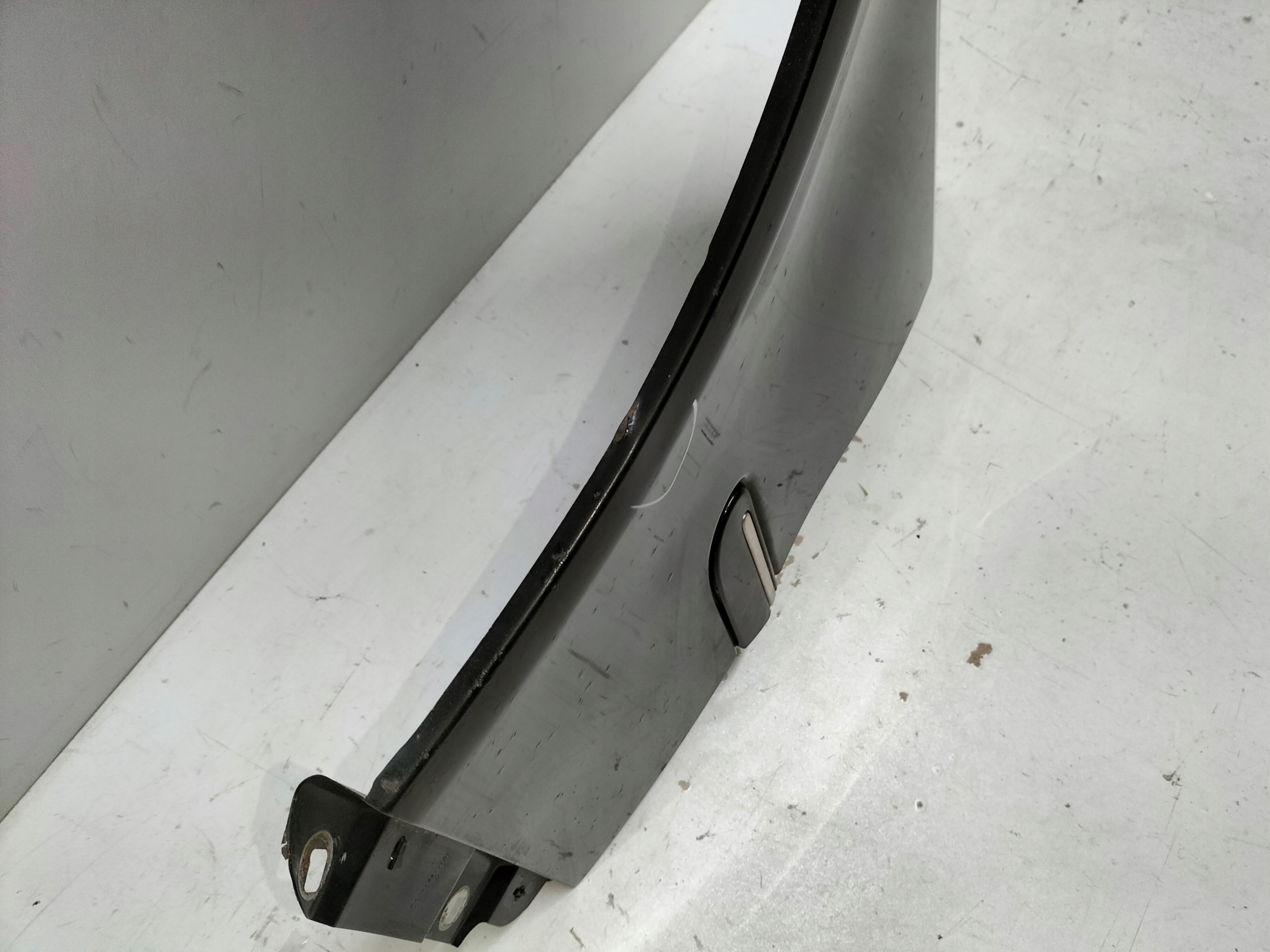 ĽAVÝ PREDNÝ BLATNÍK MERCEDES CLC CL203 08-11