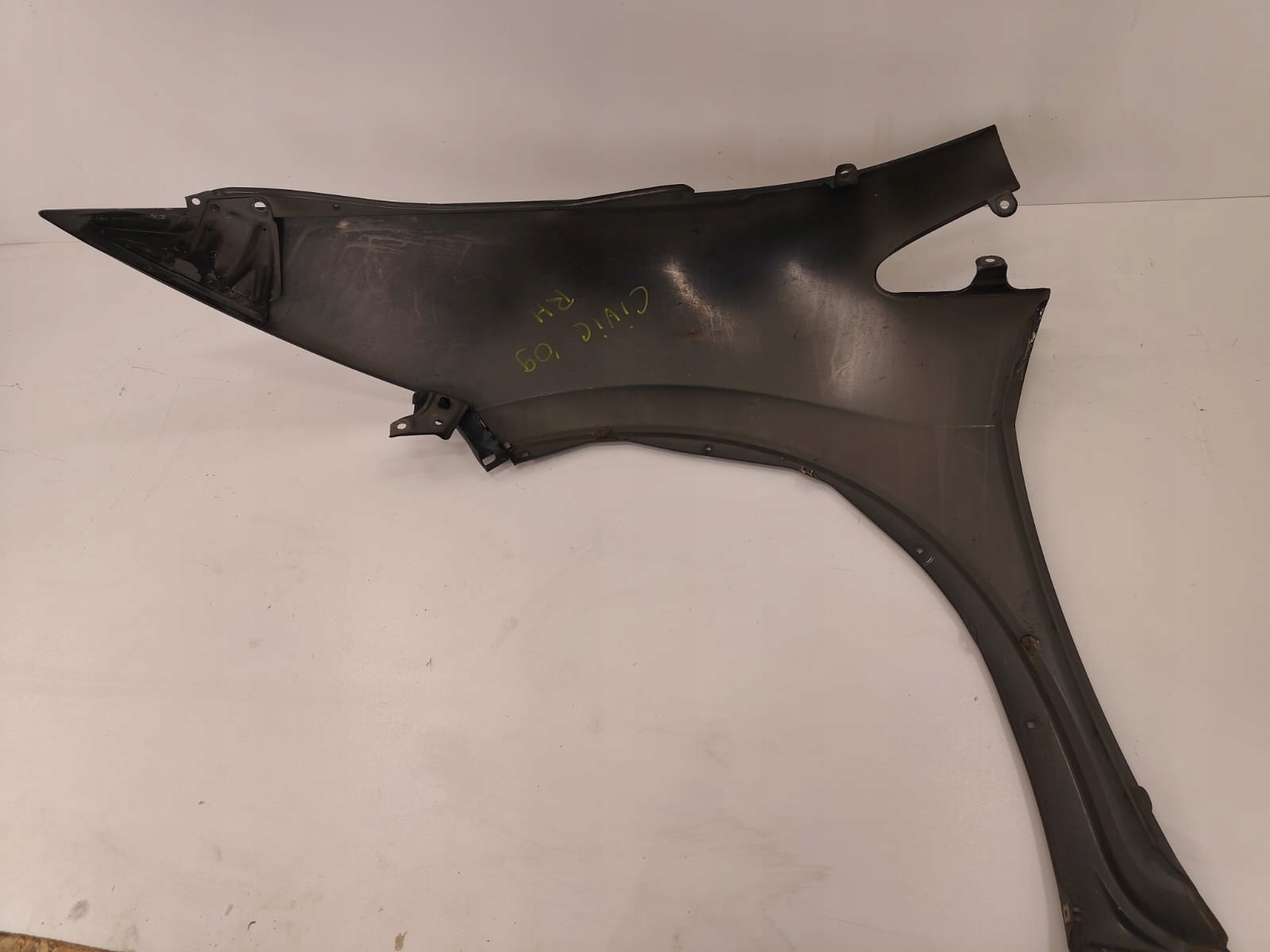 Honda Civic VIII 06-11 PRAVY PREDNY BLATNIK