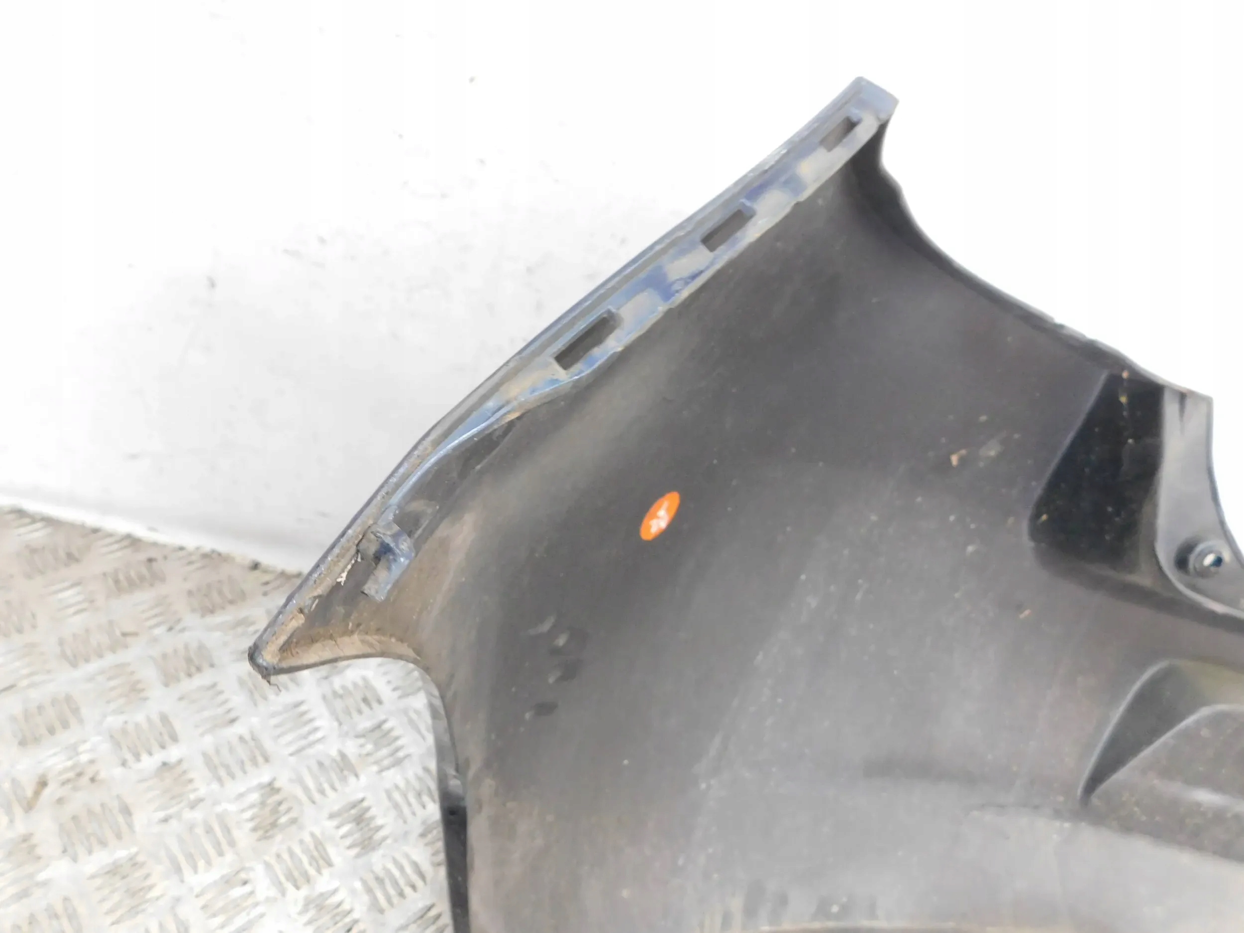 ZADNÝ NÁRAZNÍK TOYOTA YARIS II 2 06-09