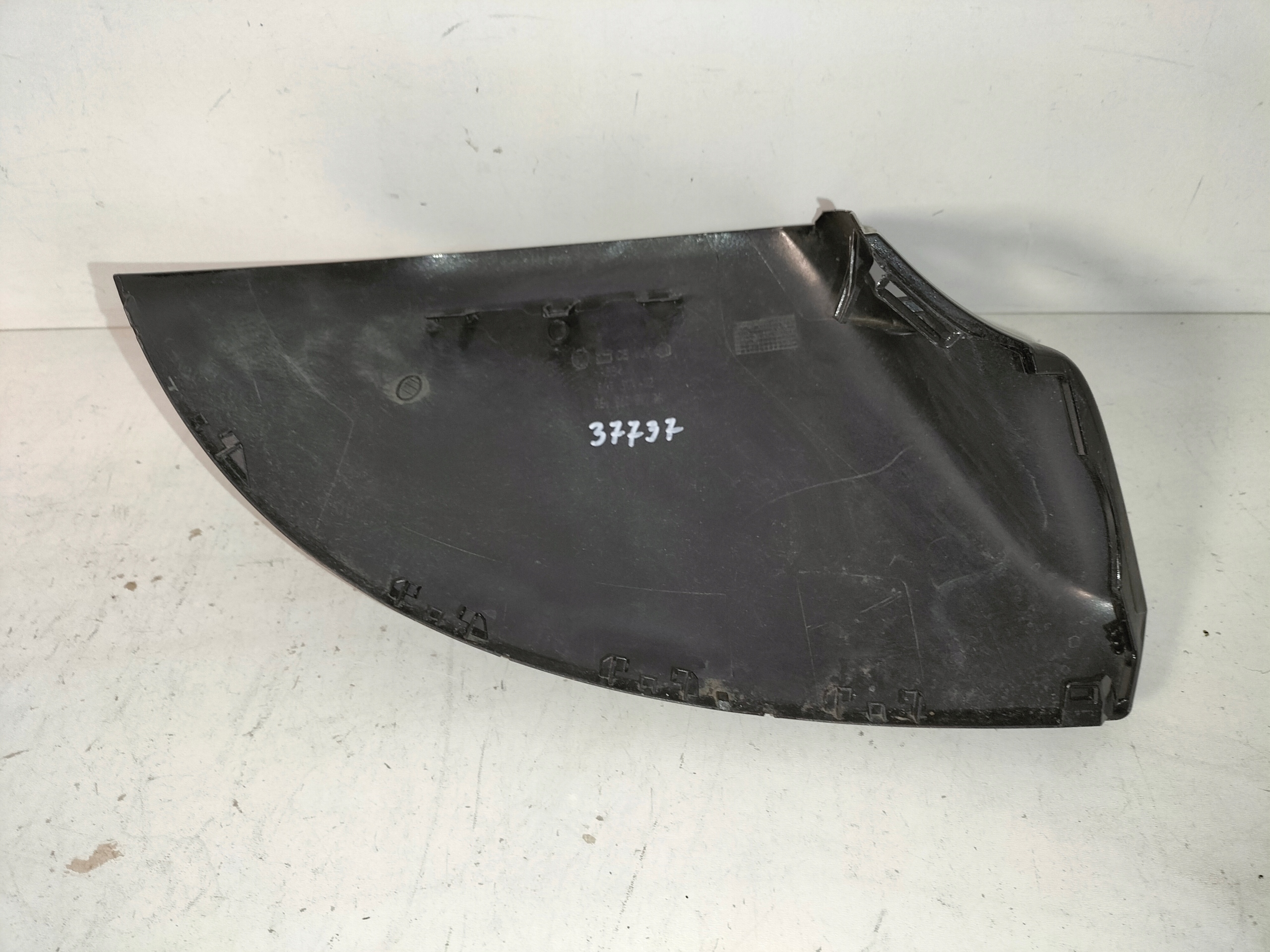 OBAL KRYT ĽAVÉHO ZRKADLA VW T6 15-