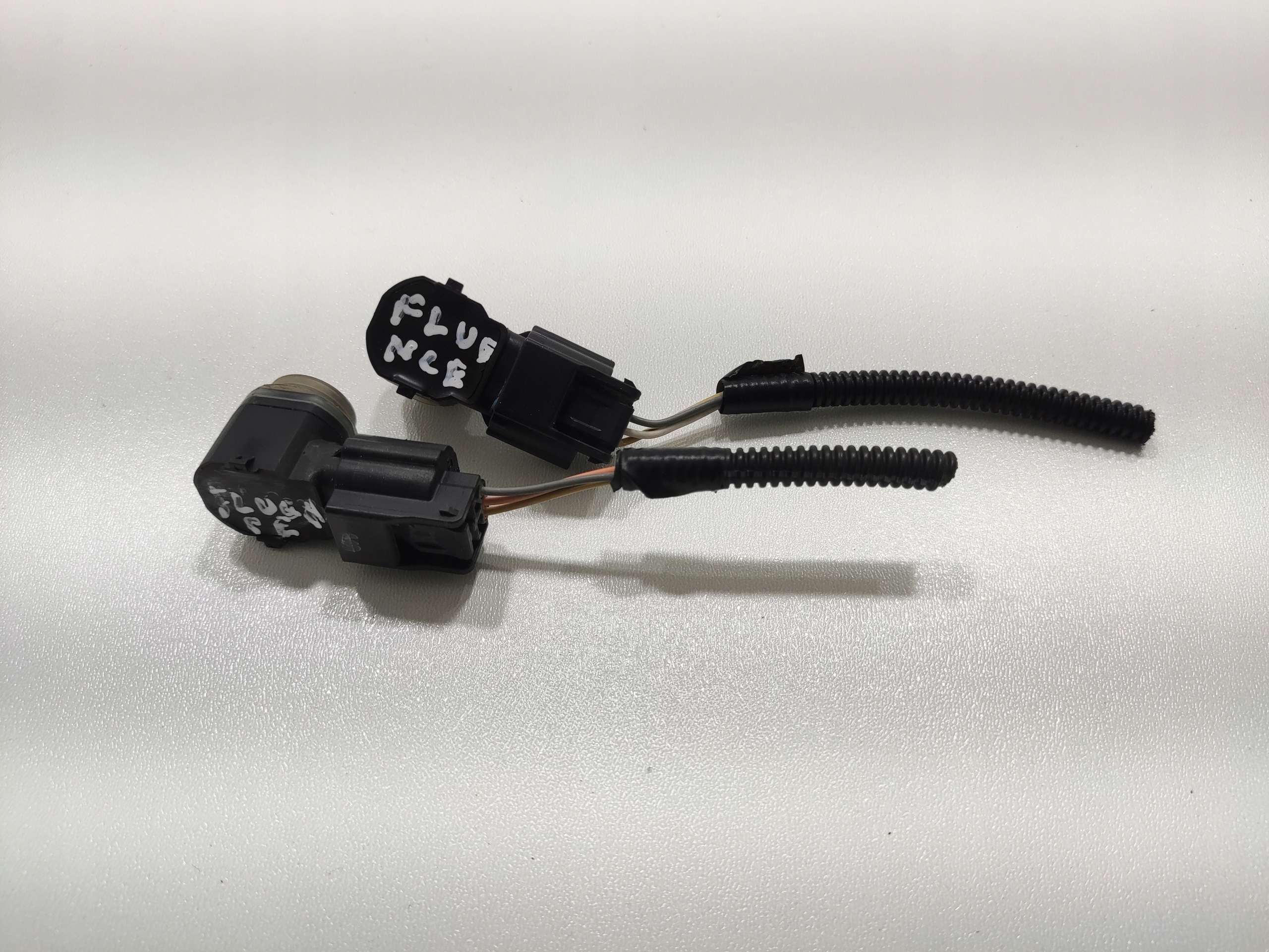 PARKOVACI SENZOR PDC RENAULT FLUENCE 284420002R 2009-2012