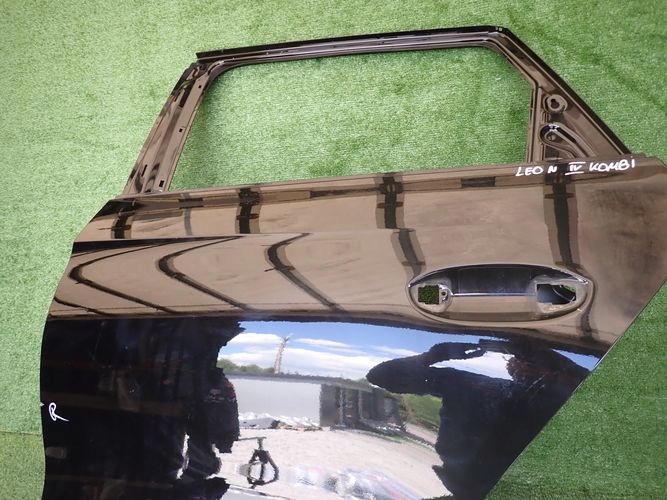 SEAT LEON IV KOMBI LAVE ZADNE DVERE