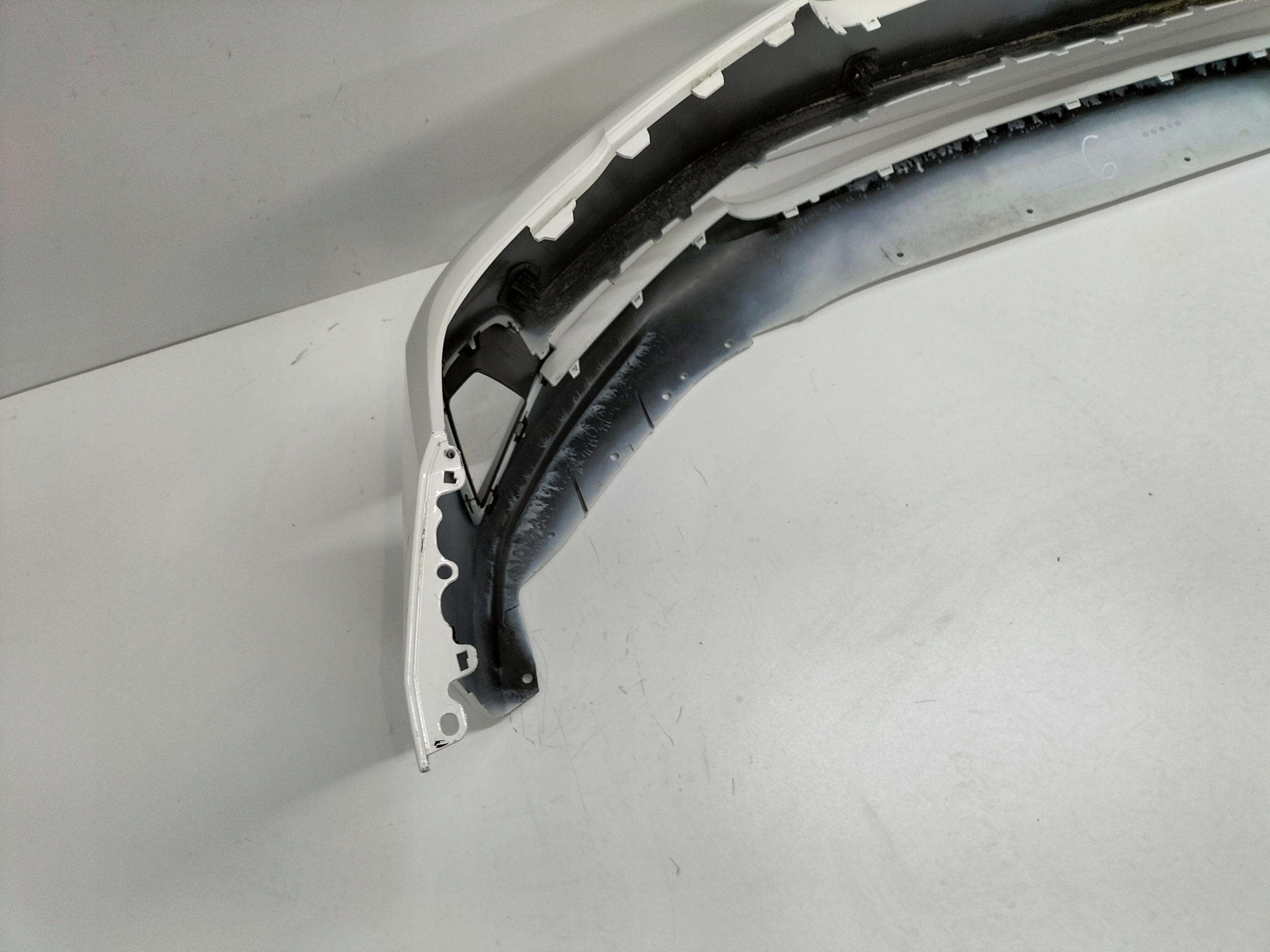PREDNÝ NÁRAZNÍK BMW 5 G30 G31 LIFT 20-
