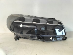 PRAVE PREDNE SVETLO PEUGEOT EXPERT IV 24- FULL LED PRAVE PREDNE SVETLO PEUGEOT EXPERT IV 24- FULL LED