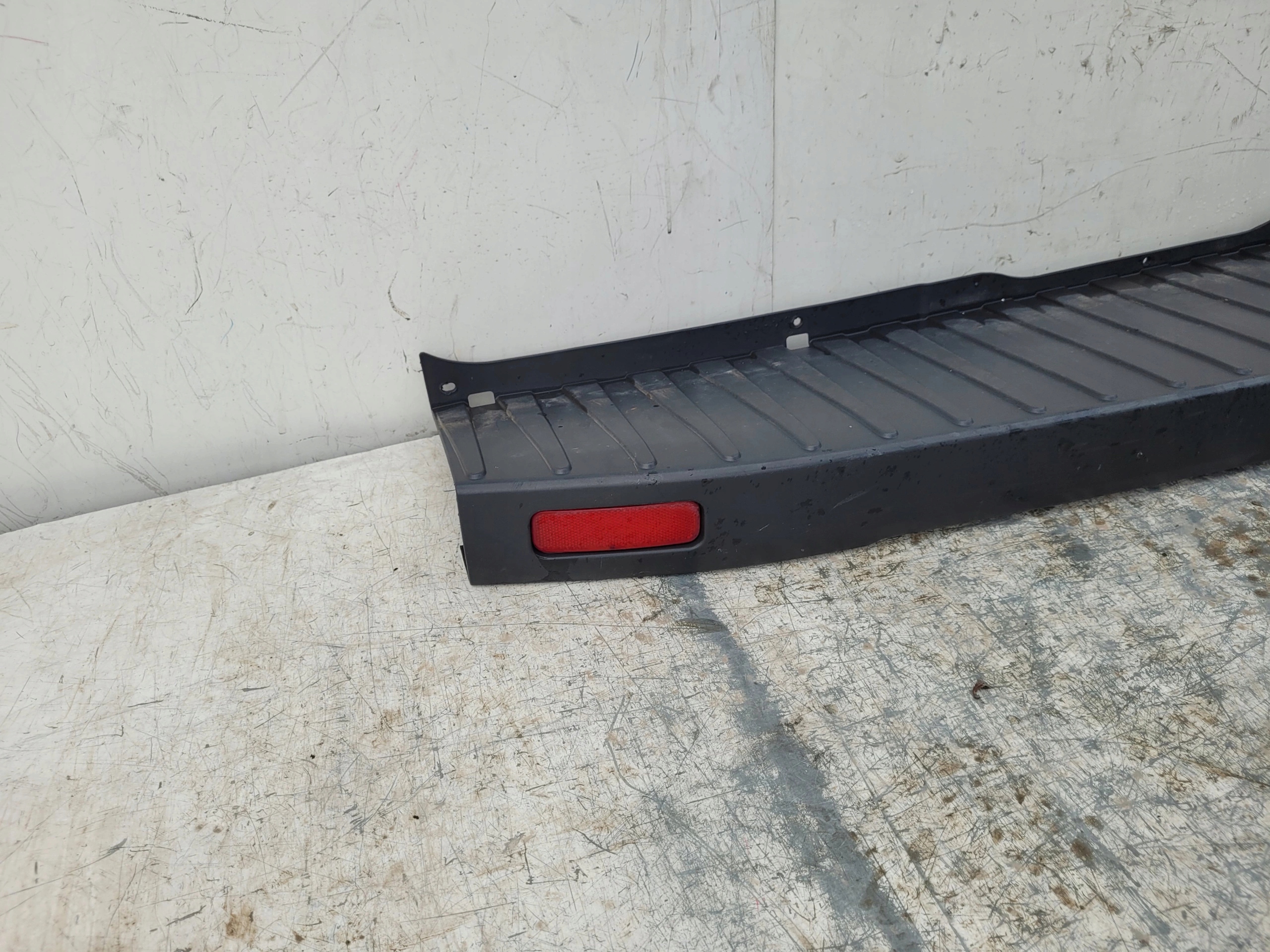 FORD TRANSIT MK8 BK31-17E926 ZADNÝ NÁRAZNÍK