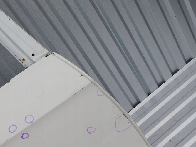 MERCEDES W212 E-KLASA SEDAN 09- PRAVE ZADNE DVERE