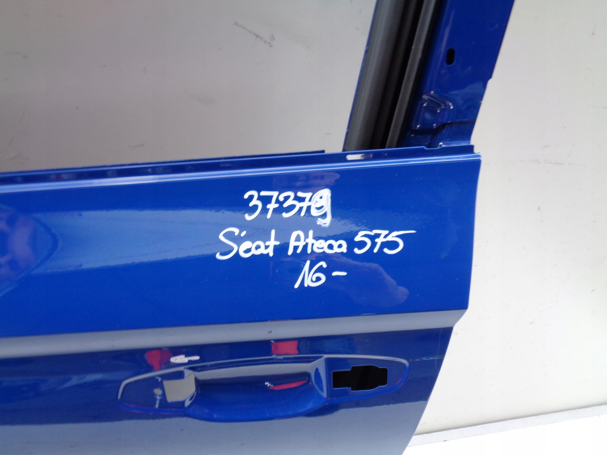 LAVE PREDNE DVERE SEAT ATECA 575 16- NR 37379