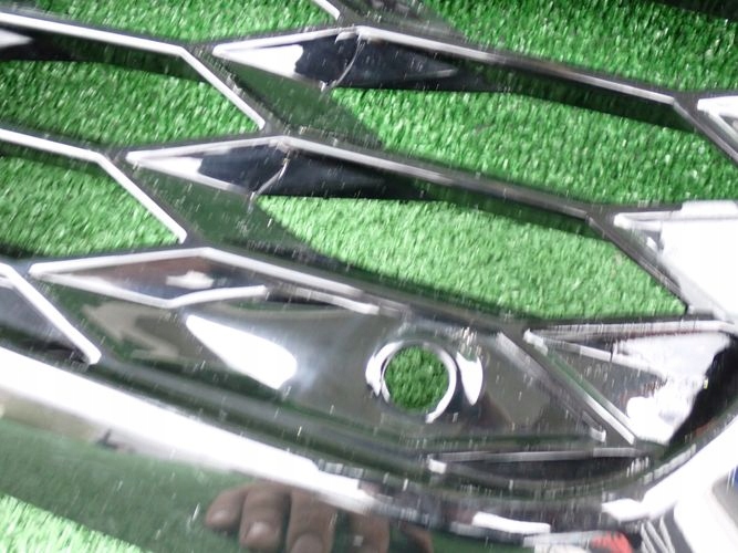 VW GOLF VIII GTI CLUBSPORT PRAVÁ LIŠTA NÁRAZNÍKA