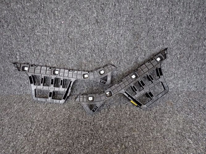 KIA CEED III KOMBI 18- DRŽIAKY NÁRAZNÍKA kpl 86616-j7300