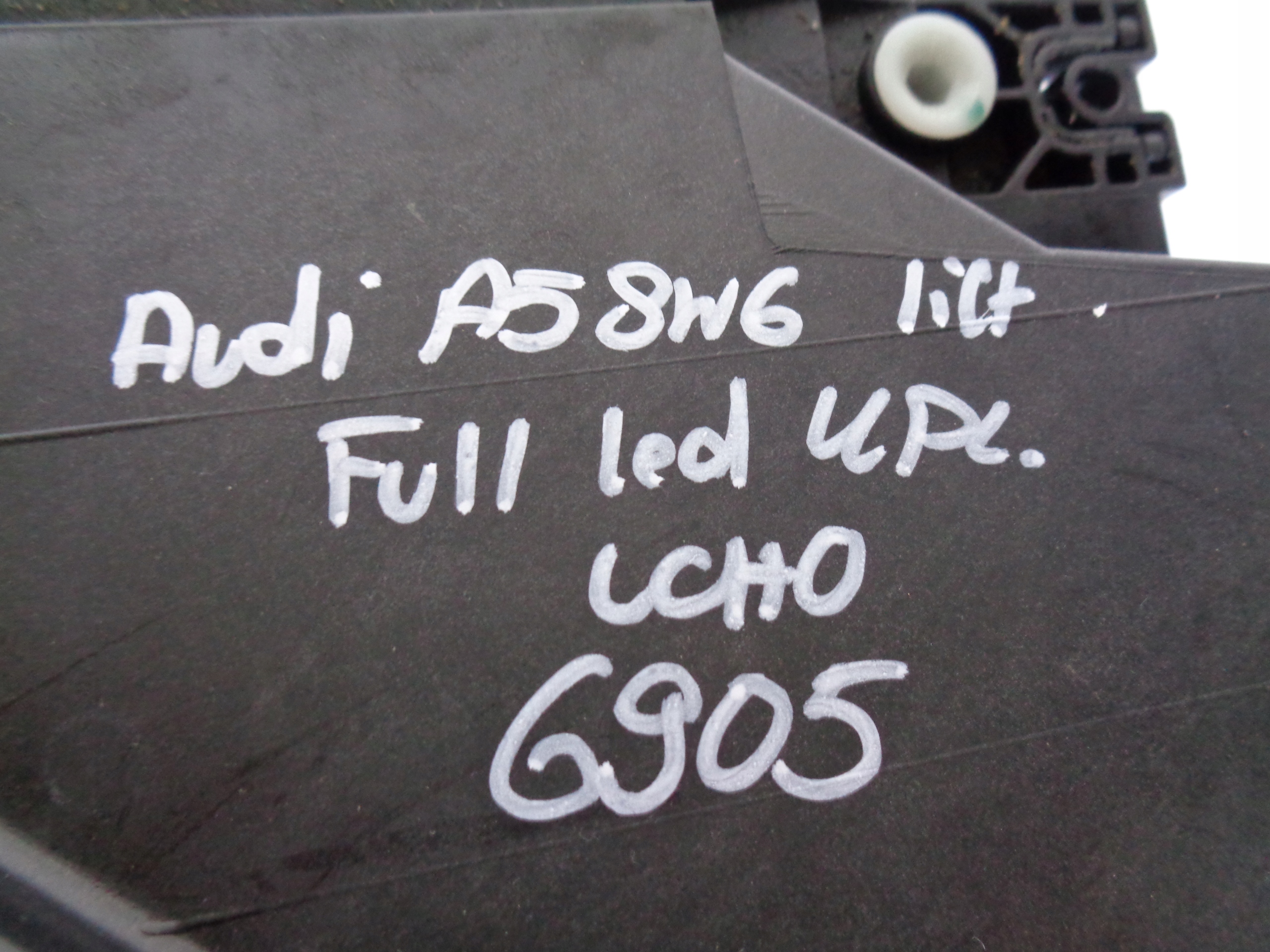 LAVE PREDNE SVETLO AUDI A5 8W6 19- LIFT FULL LED MATRIX