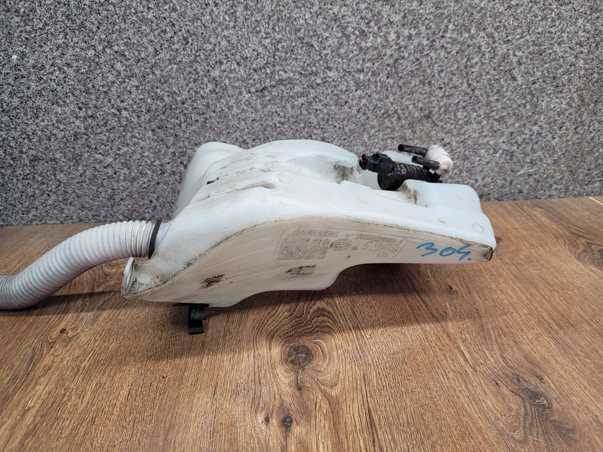 CITROEN DS5 9671311480 NÁDOBKA OSTREKOVAČOV