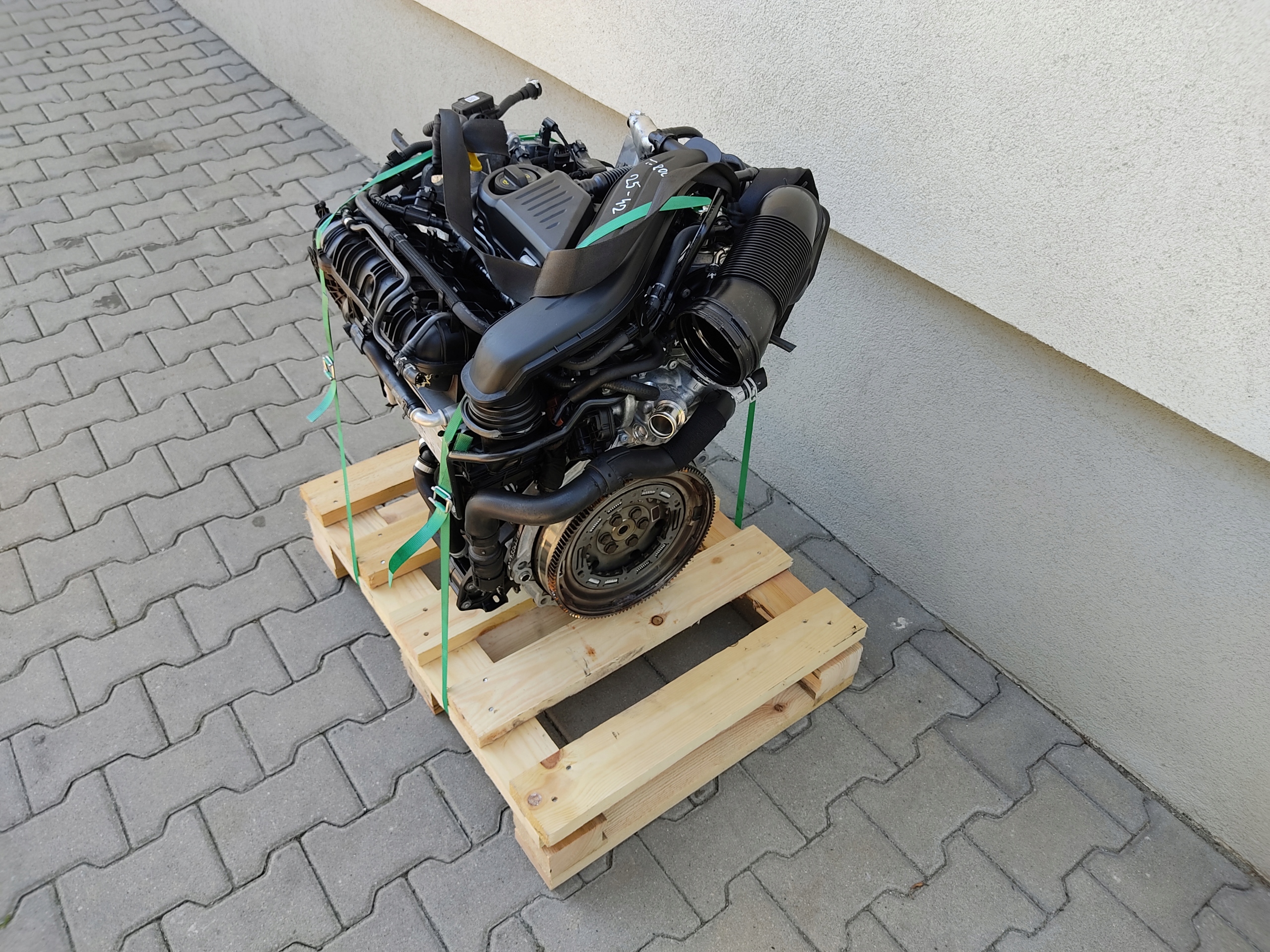 MOTOR TURBO VSTREKOVACIE TRYSKY VOLKSWAGEN T-ROC 1.5 TSI DXD 16.200 KM 20-