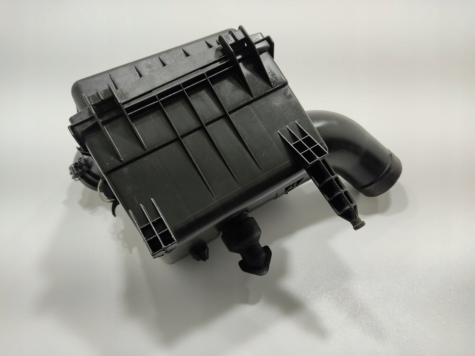 OBAL VZDUCHOVÉHO FILTERA DEFENDER 2.5 TD TD5 PHB000141 1999-2006