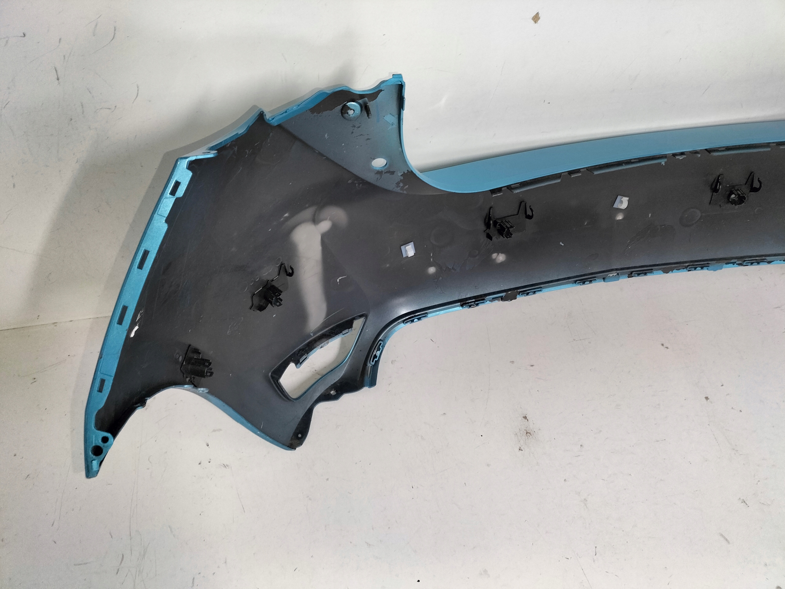 ZADNÝ NÁRAZNÍK RENAULT ZOE 12-